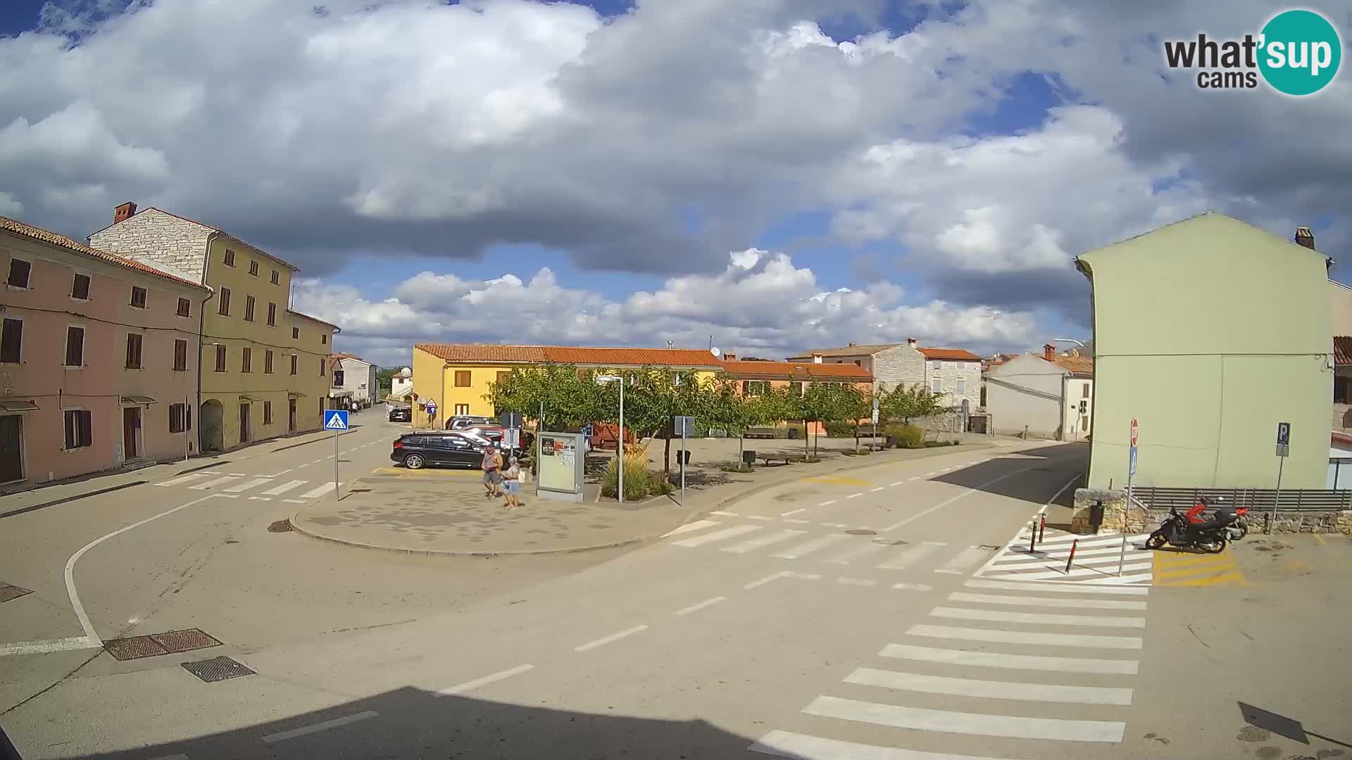 Bale Trg La Musa web kamera – Istra