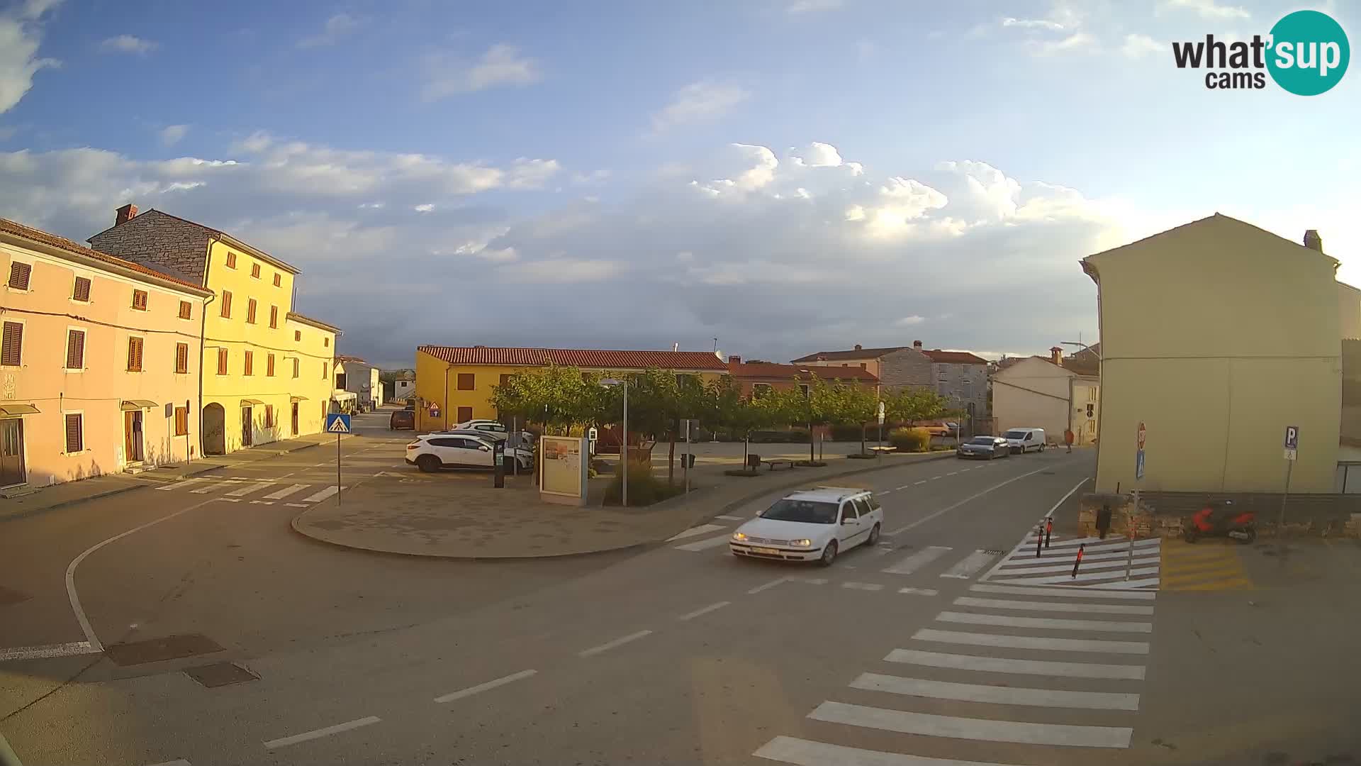 Bale, webcam de la place La Musa – Istrie – Croatie