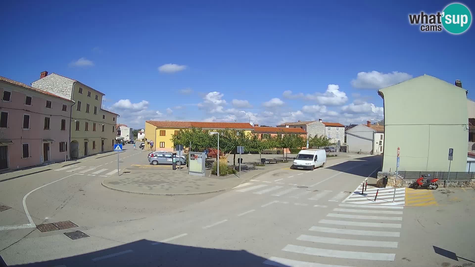 Bale, webcam de la place La Musa – Istrie – Croatie