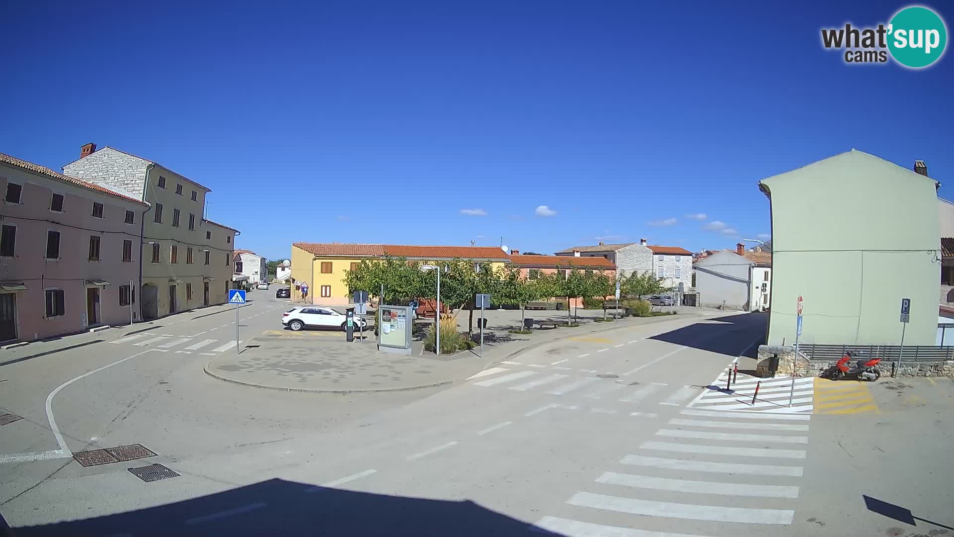 Bale Trg La Musa webcam – Istria – Croatia