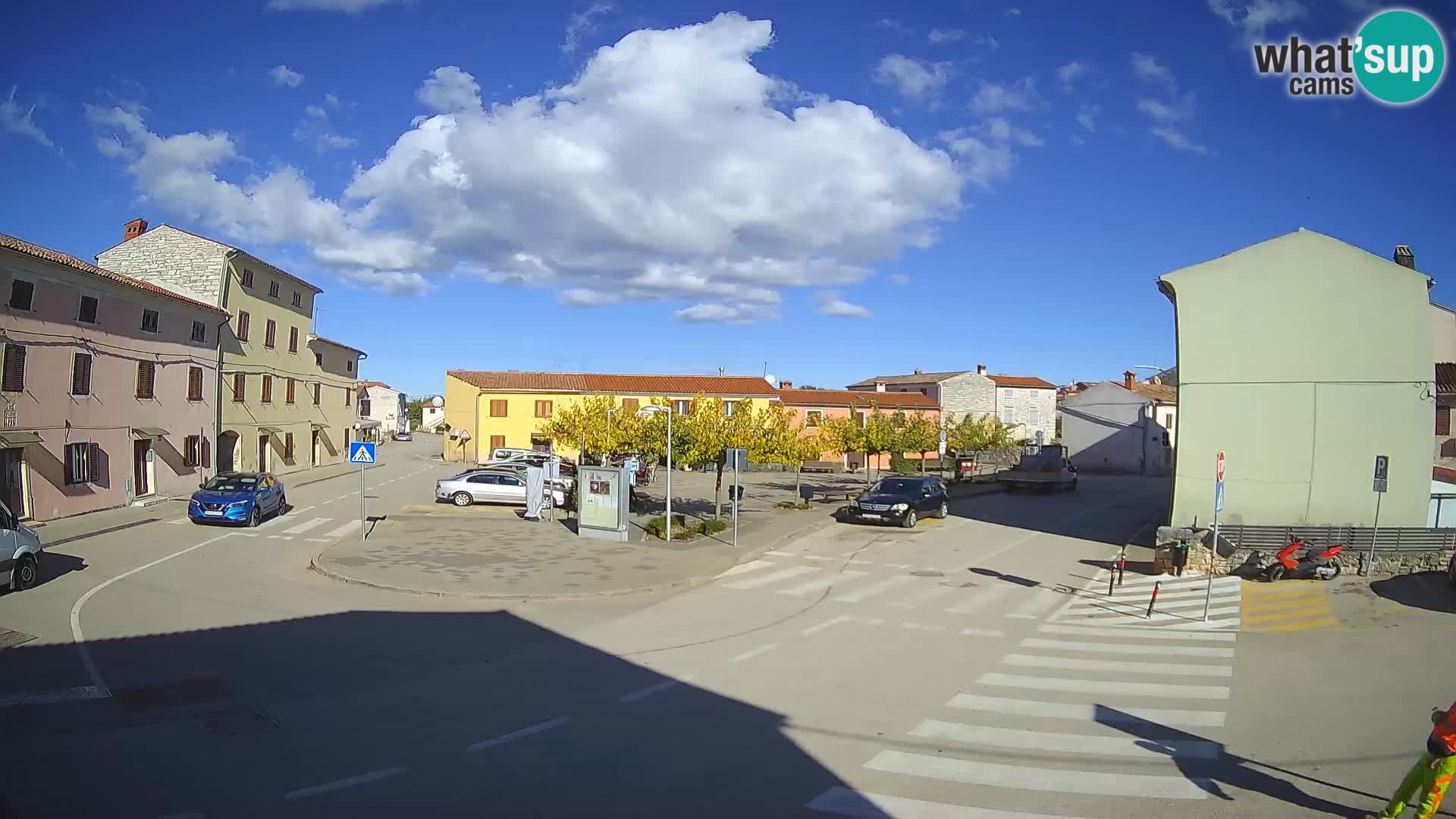 Bale Trg La Musa web kamera – Istra