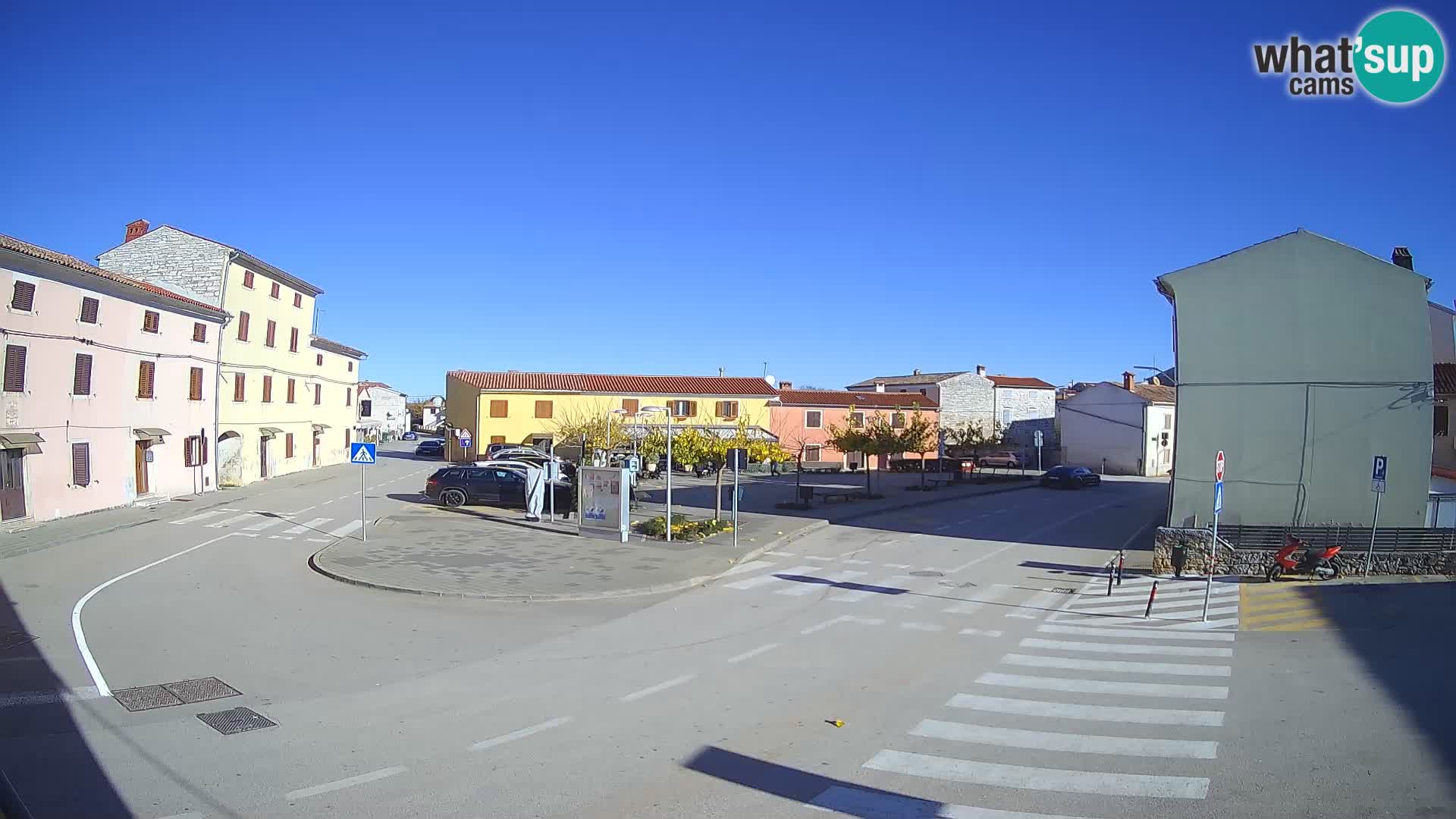 Bale Trg La Musa web kamera – Istra