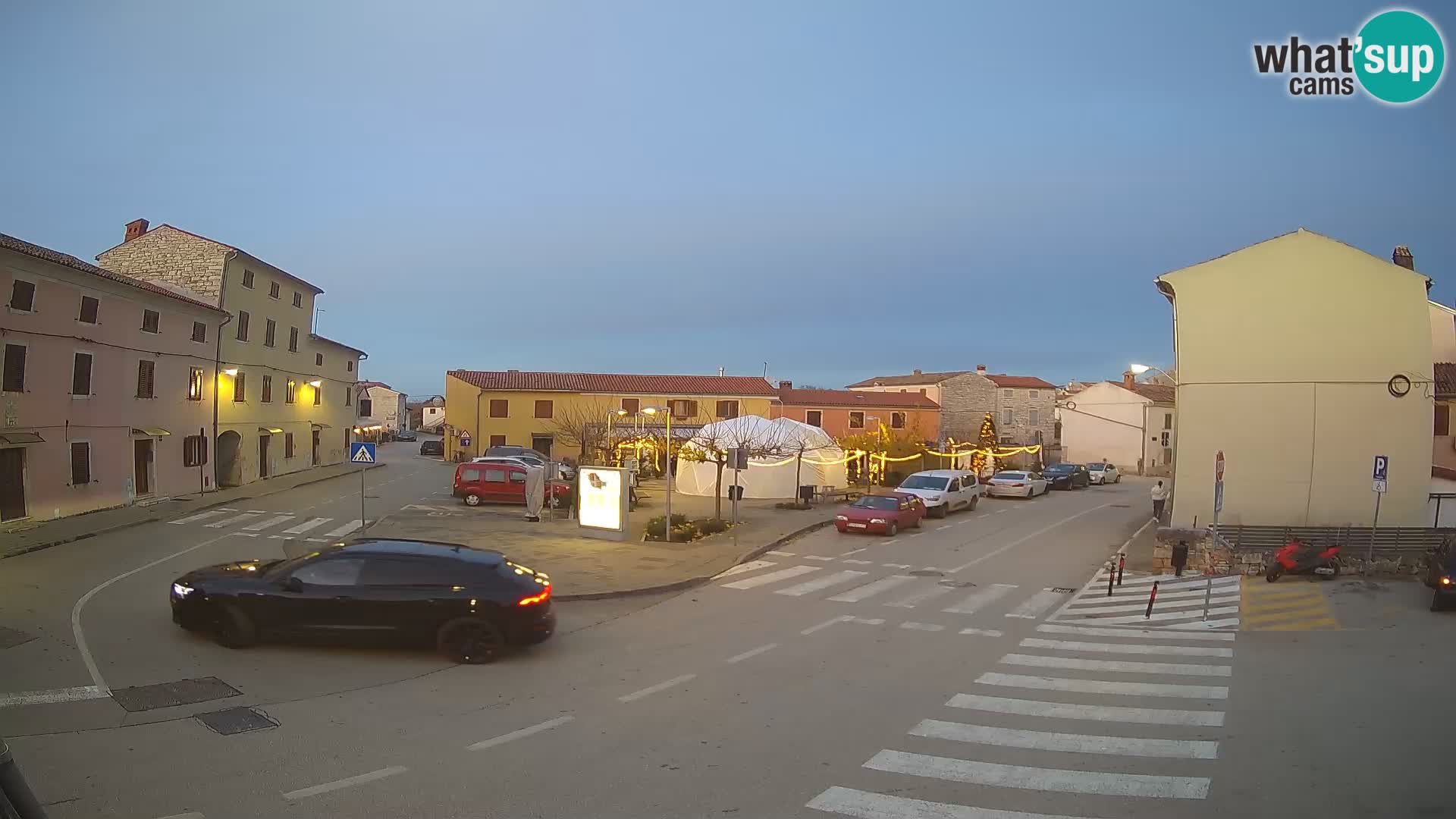 Bale Trg La Musa web kamera – Istra