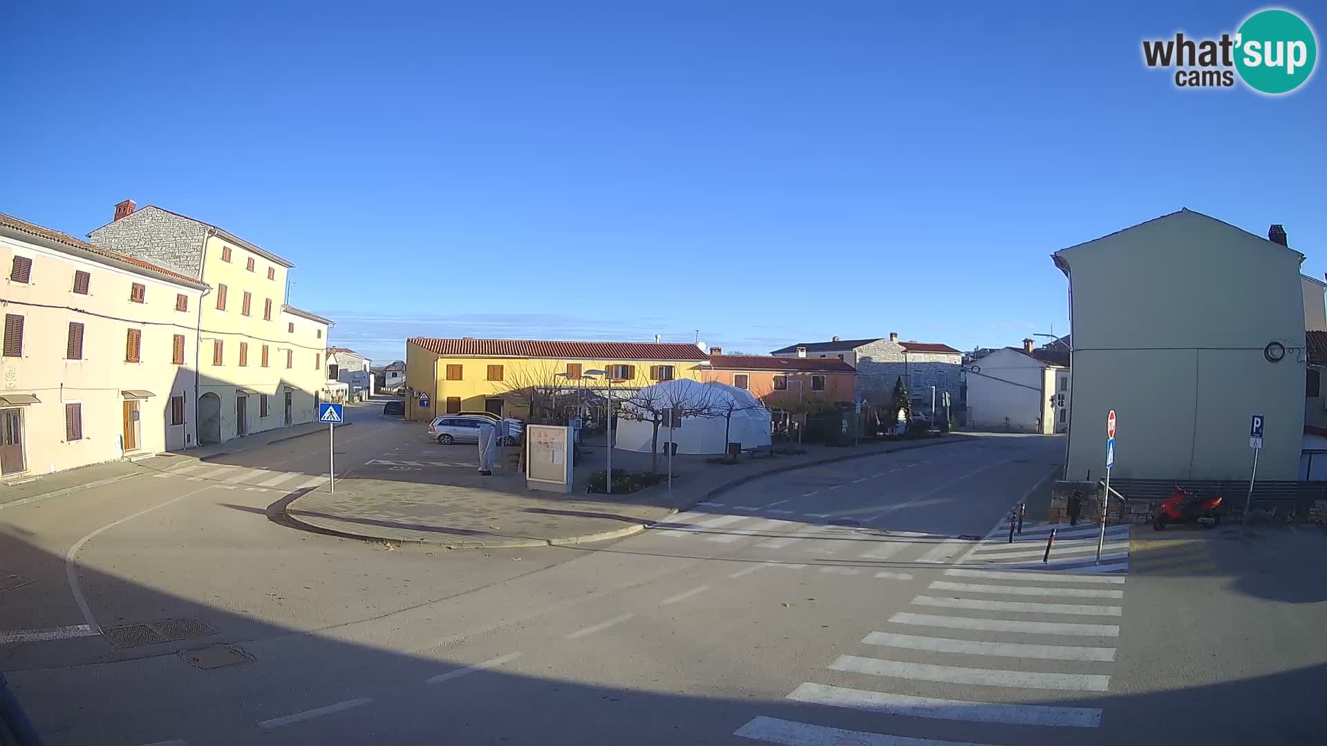 Bale Trg La Musa web kamera – Istra