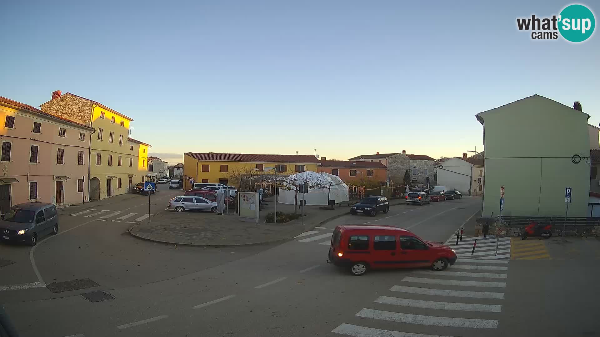 Bale Trg La Musa web kamera – Istra