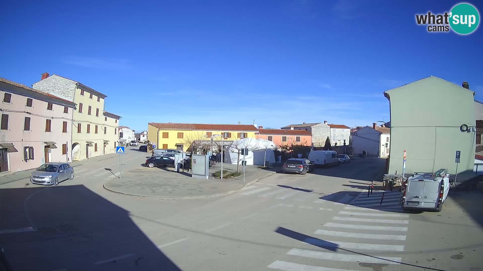 Bale, webcam de la place La Musa – Istrie – Croatie