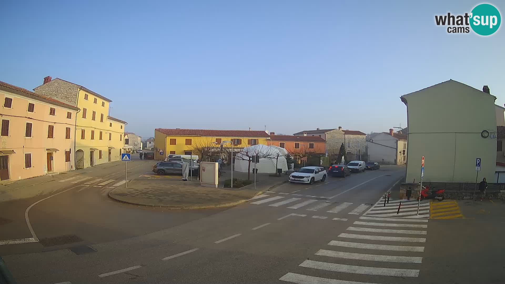 Bale, webcam de la place La Musa – Istrie – Croatie