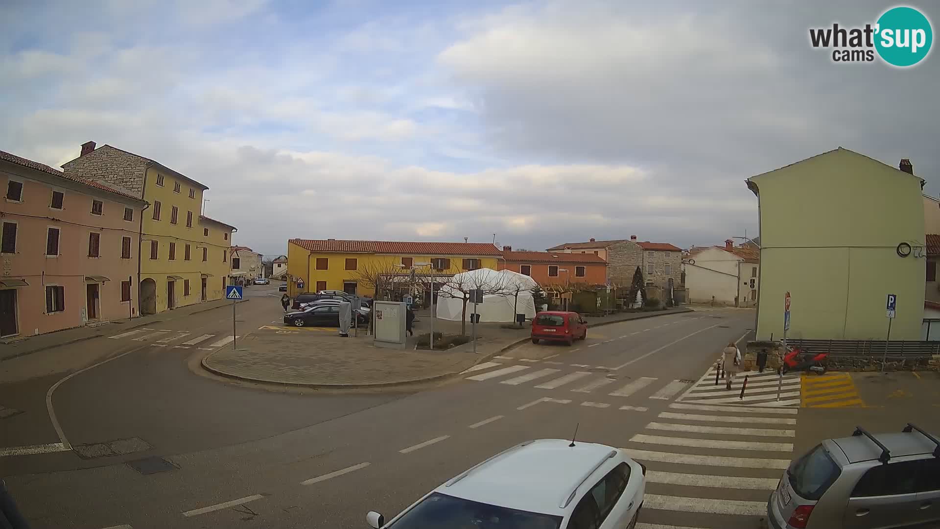 Bale, webcam de la place La Musa – Istrie – Croatie