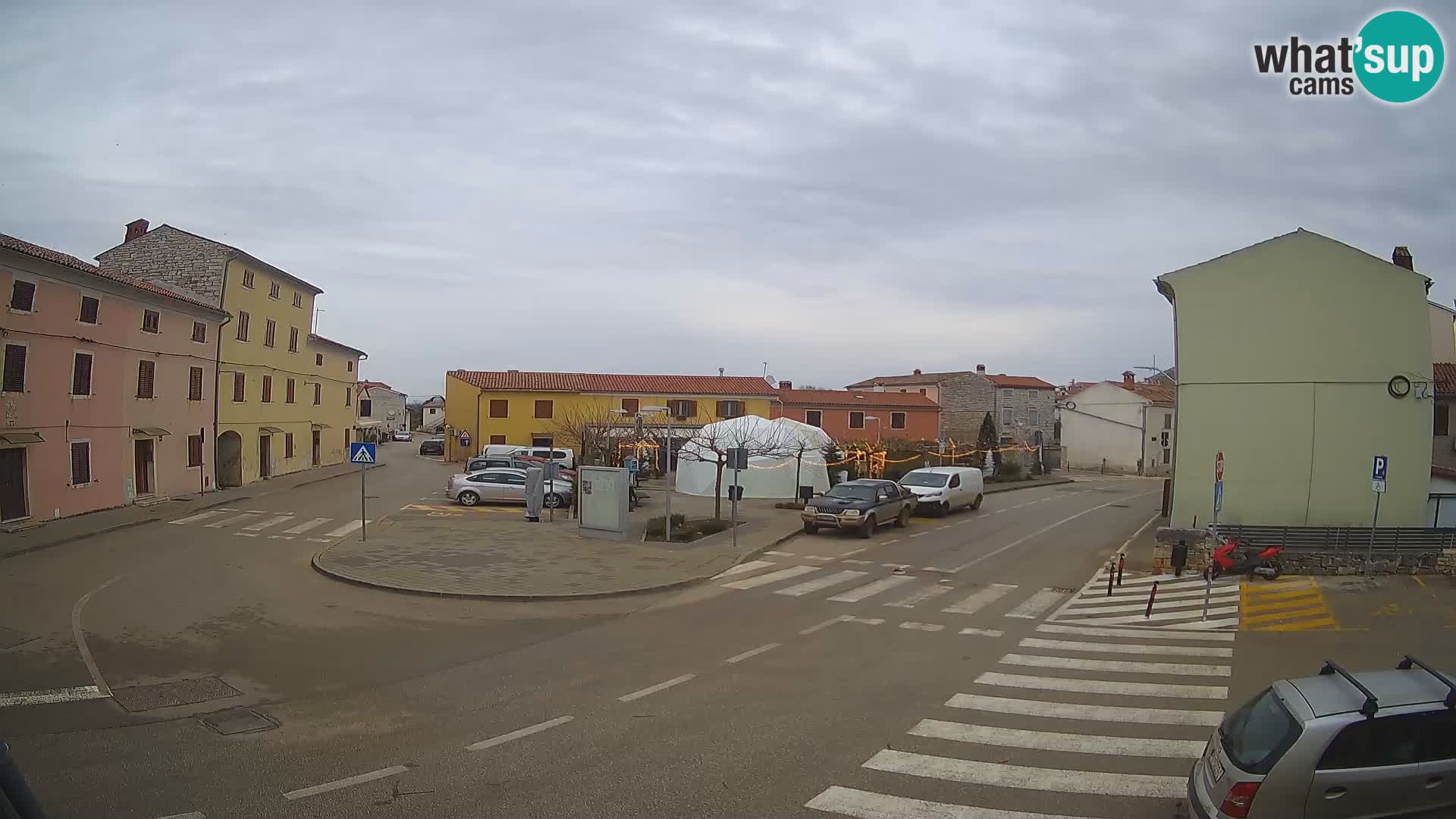 Bale, webcam de la place La Musa – Istrie – Croatie