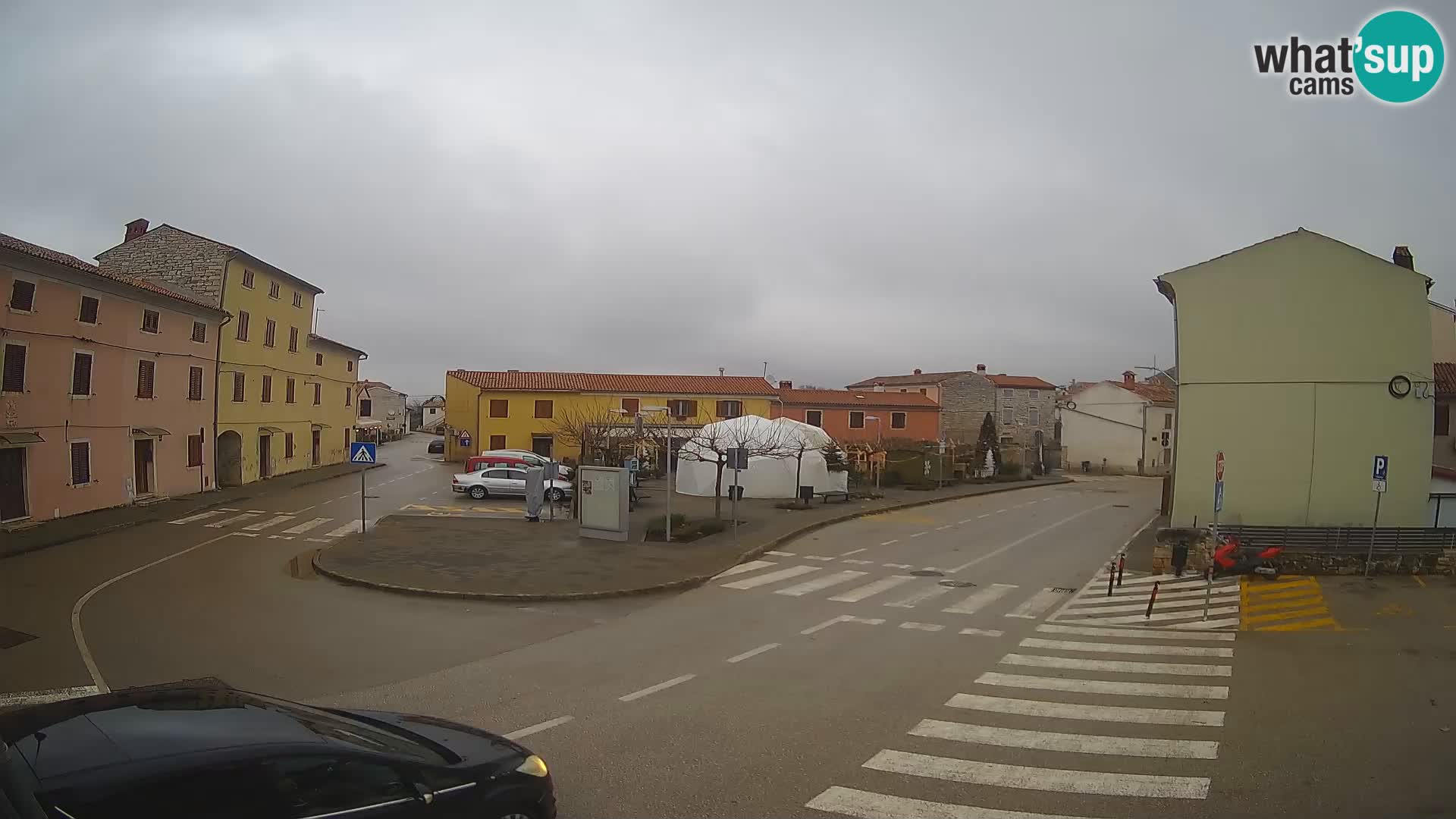 Bale, webcam de la place La Musa – Istrie – Croatie