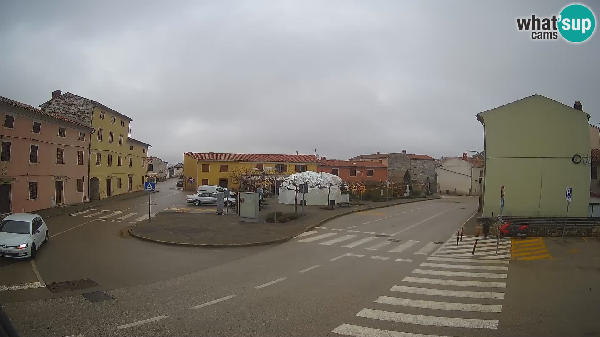 Bale, webcam de la place La Musa – Istrie – Croatie