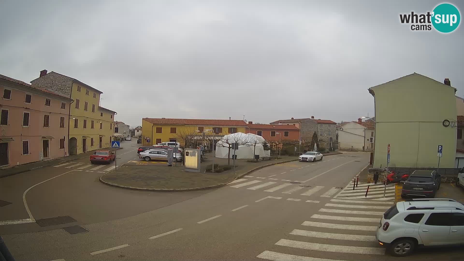 Bale Trg La Musa web kamera – Istra