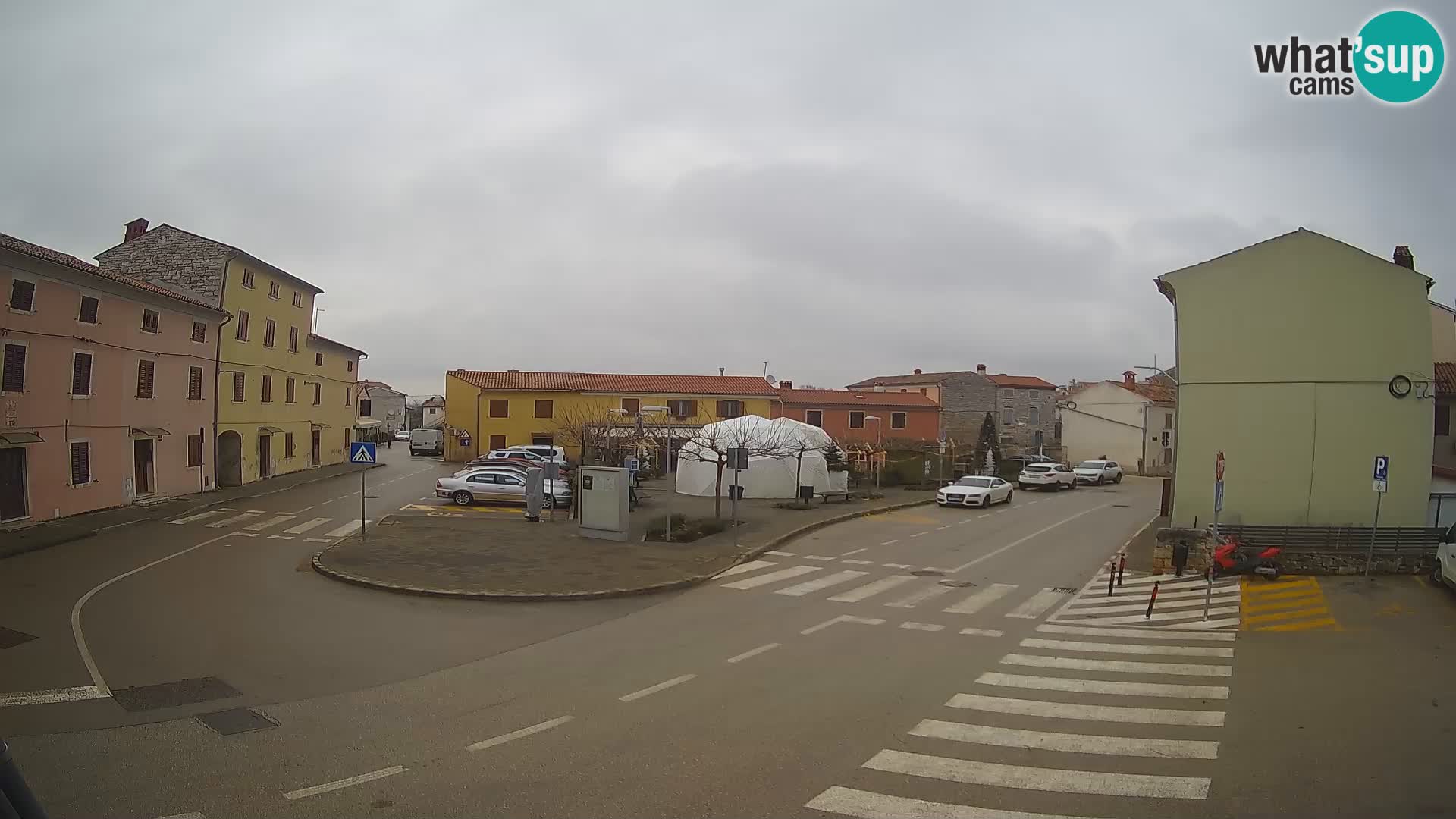 Bale, webcam de la place La Musa – Istrie – Croatie