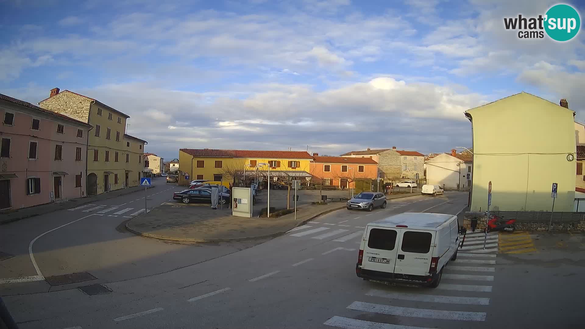 Bale, webcam de la place La Musa – Istrie – Croatie