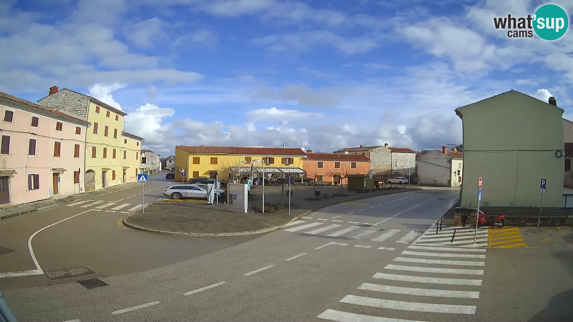 Bale, webcam de la place La Musa – Istrie – Croatie