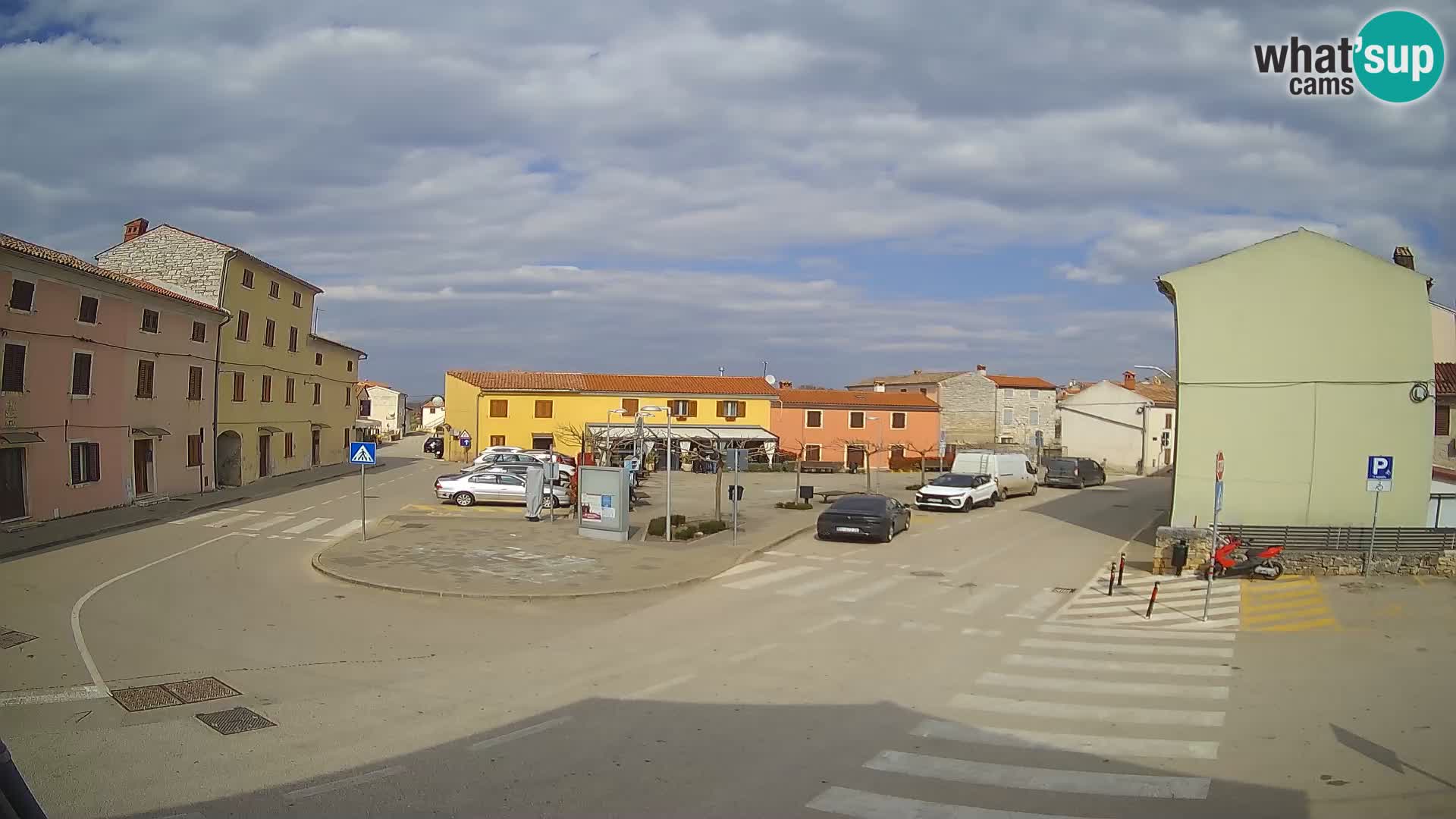 Bale Trg La Musa web kamera – Istra