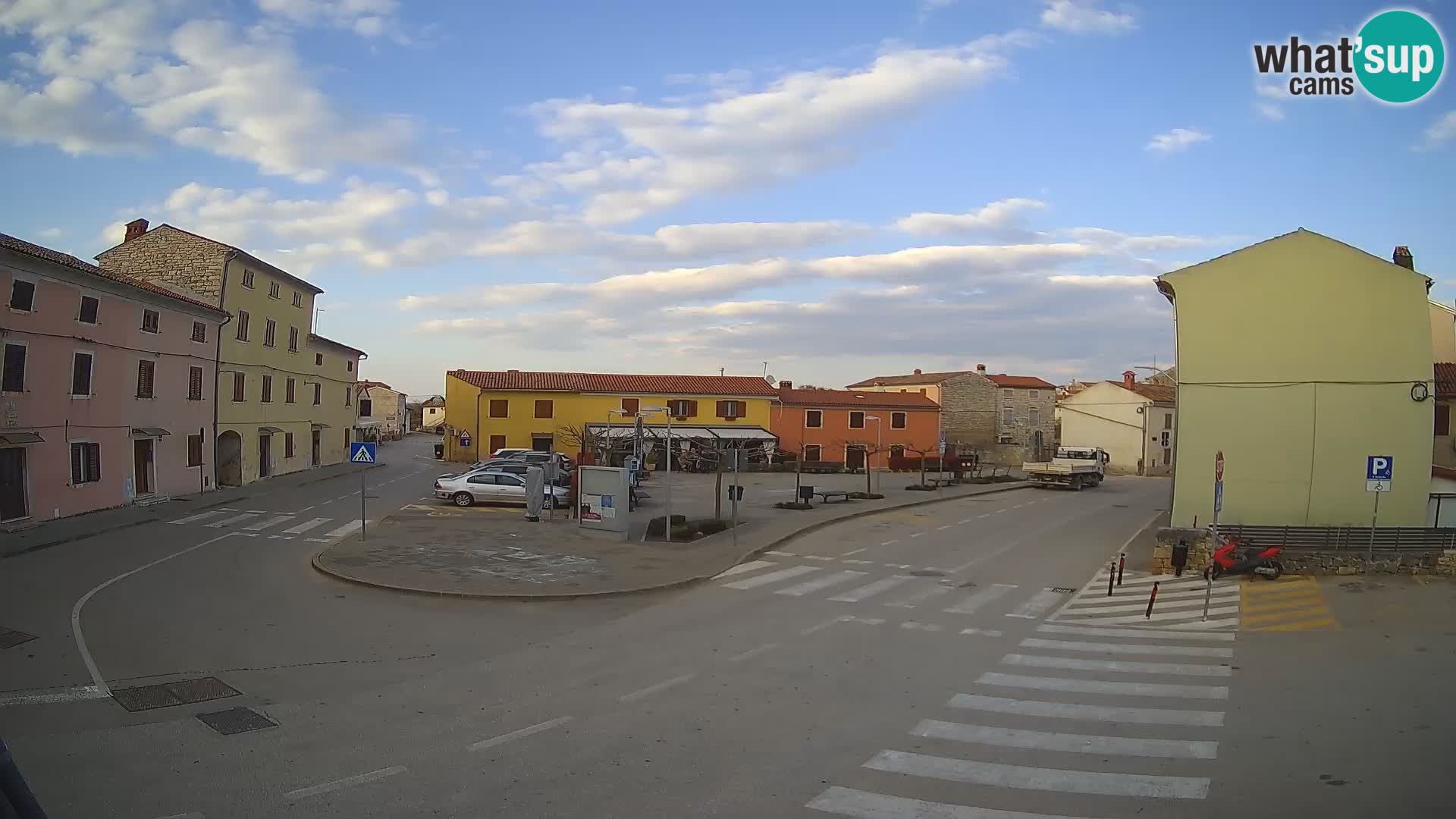 Bale Trg La Musa web kamera – Istra