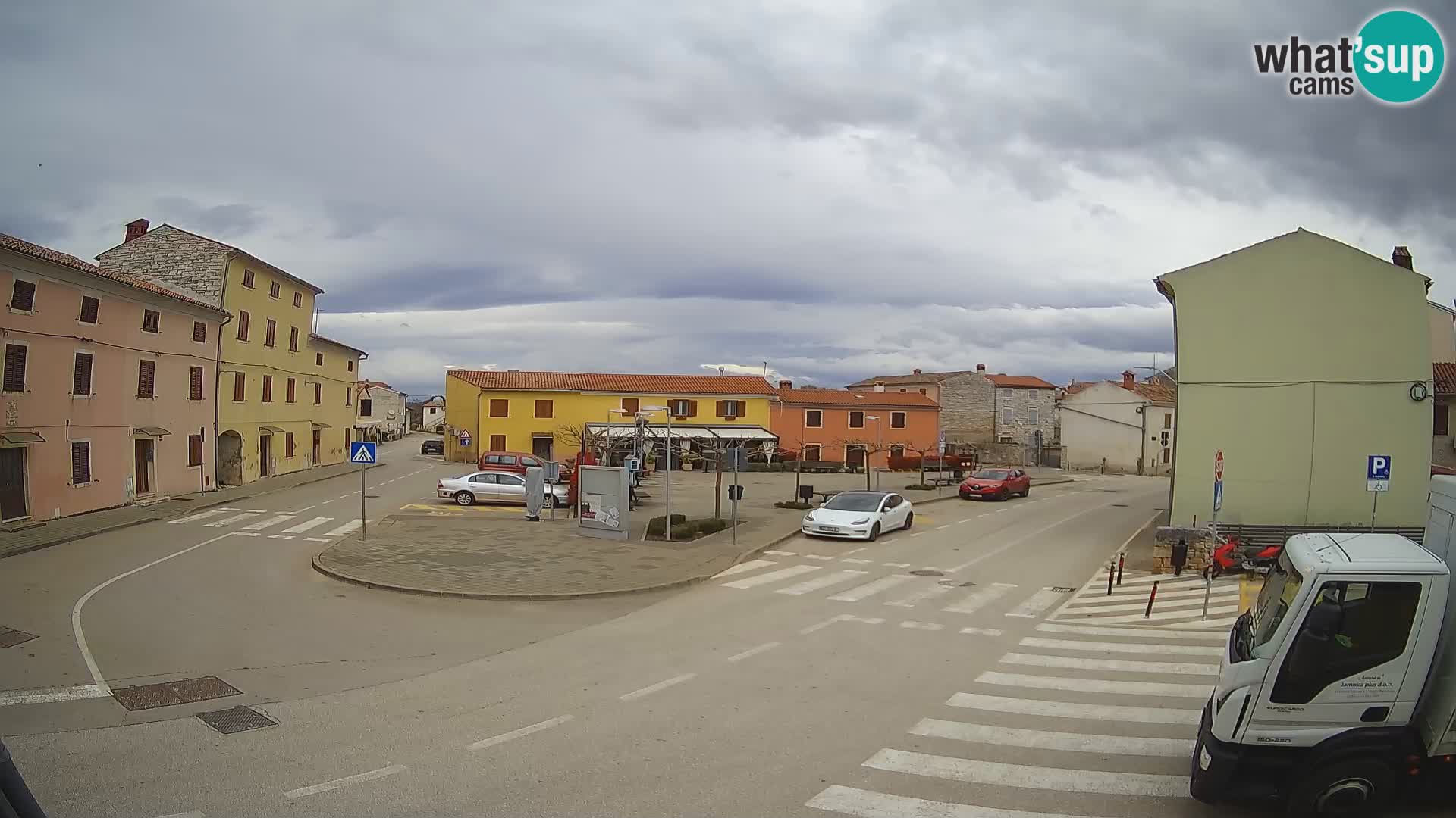 Bale Trg La Musa webcam – Istria – Croatia