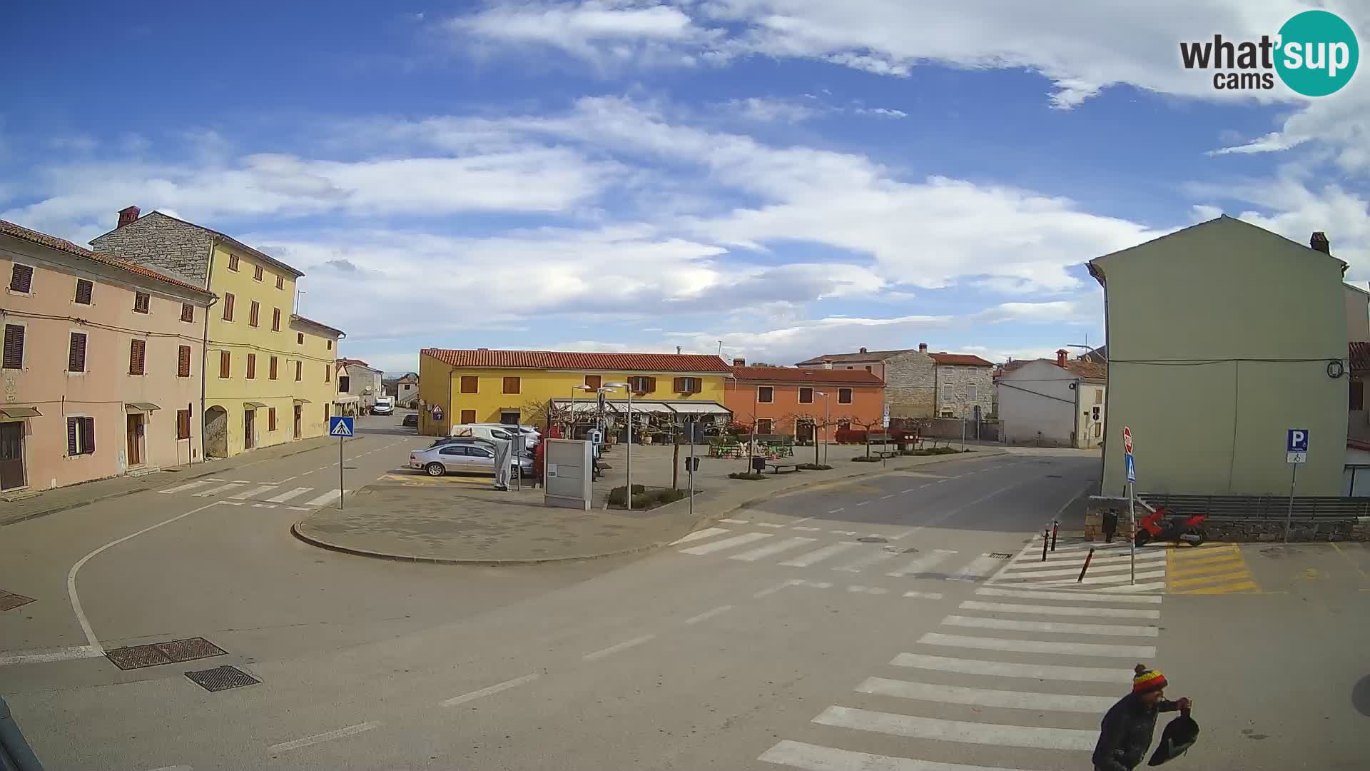 Bale Trg La Musa web kamera – Istra