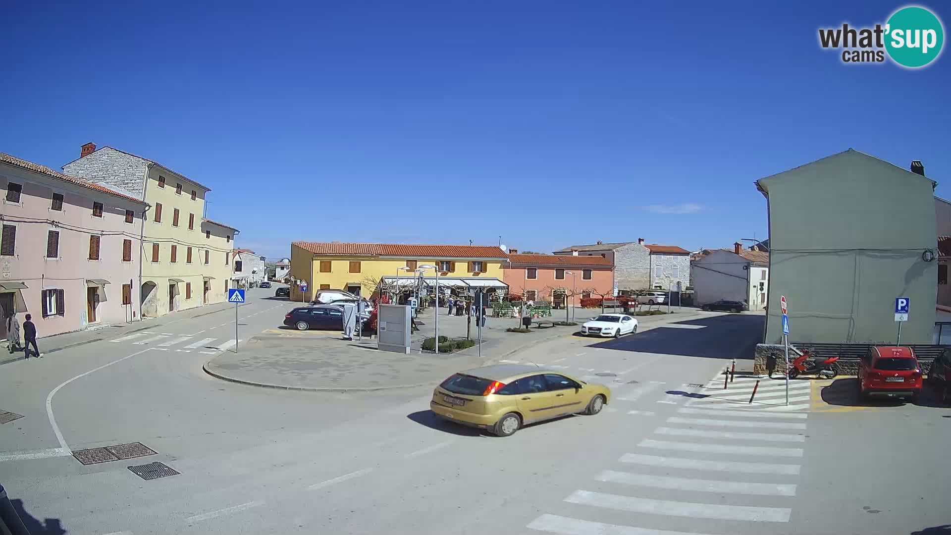 Bale, webcam de la place La Musa – Istrie – Croatie