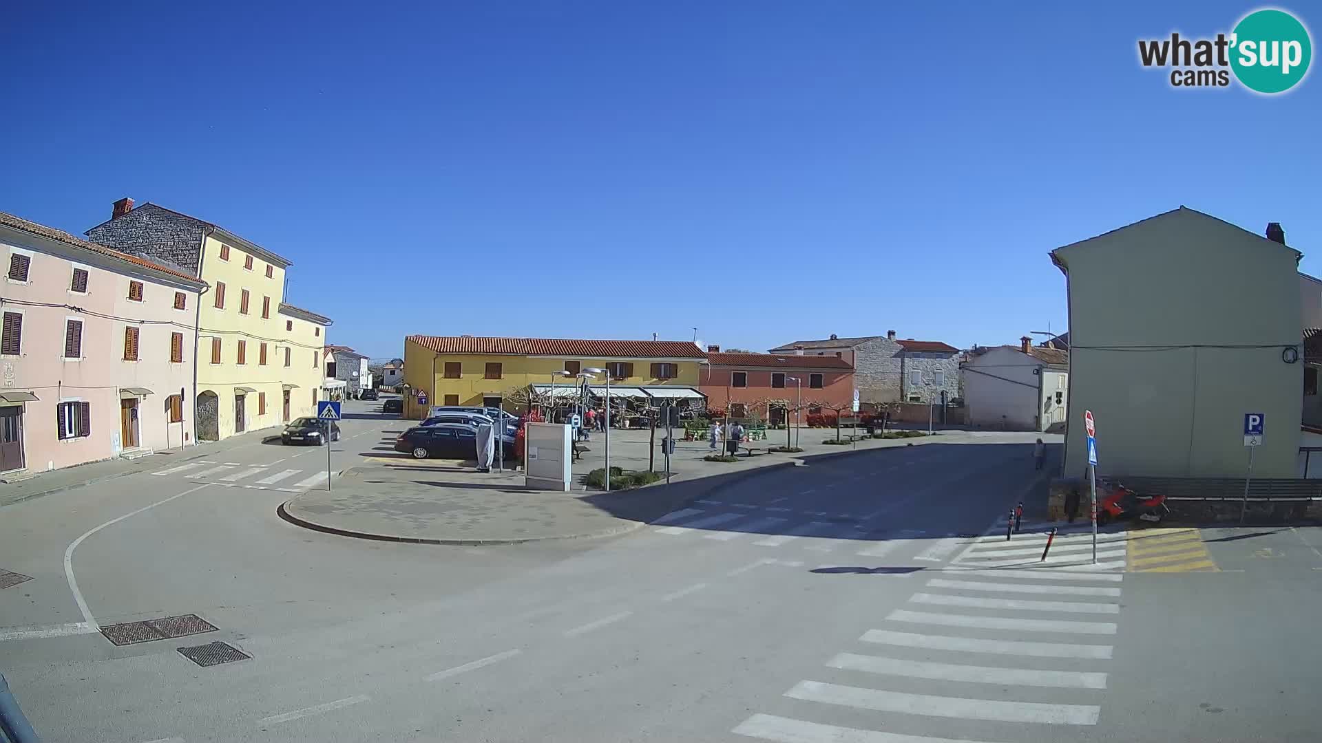 Bale, webcam de la place La Musa – Istrie – Croatie