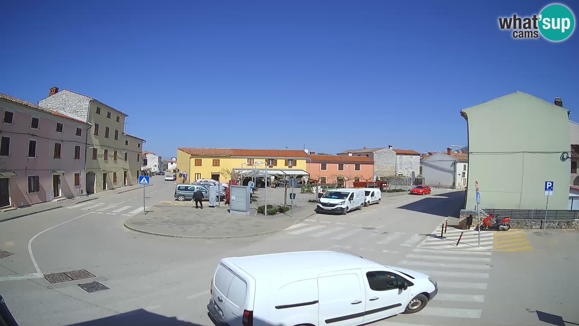 Bale, webcam de la plaza La Musa – Istria – Croacia