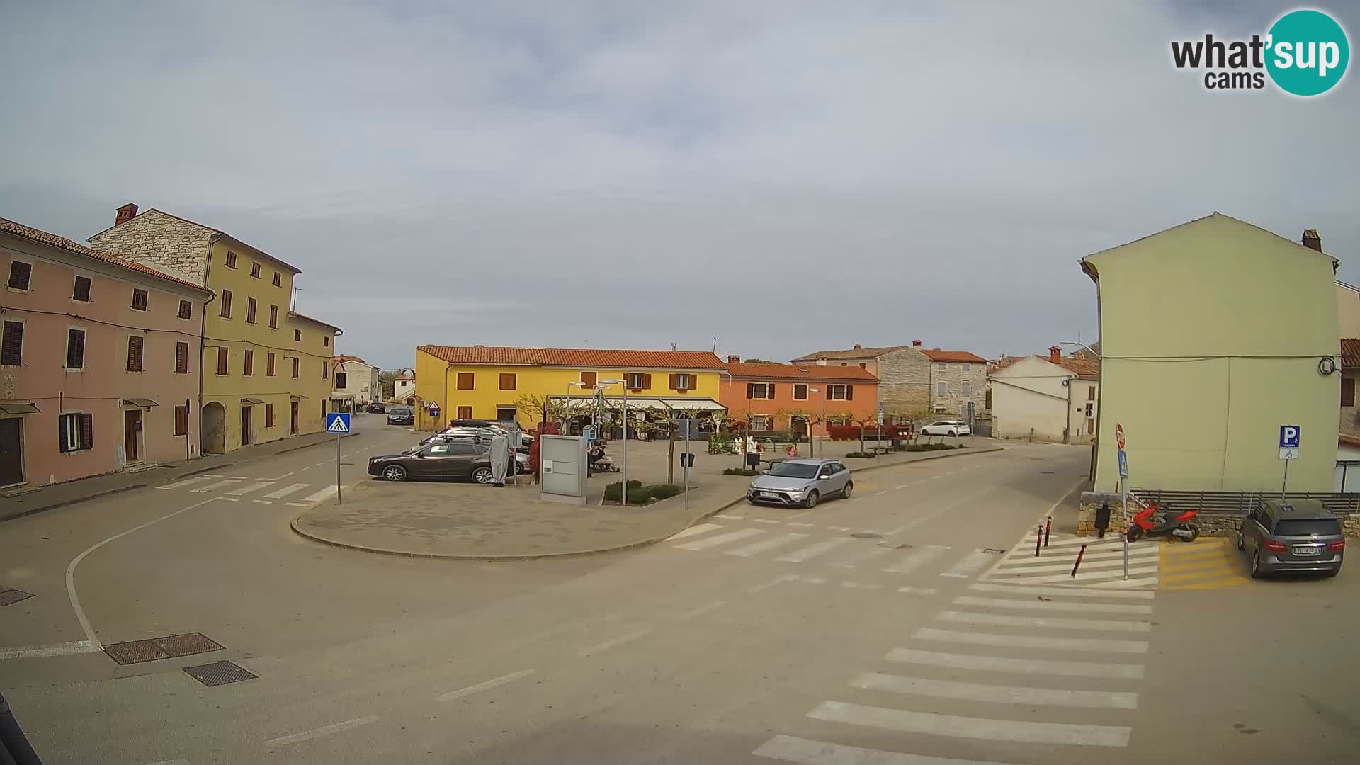 Bale, webcam de la place La Musa – Istrie – Croatie