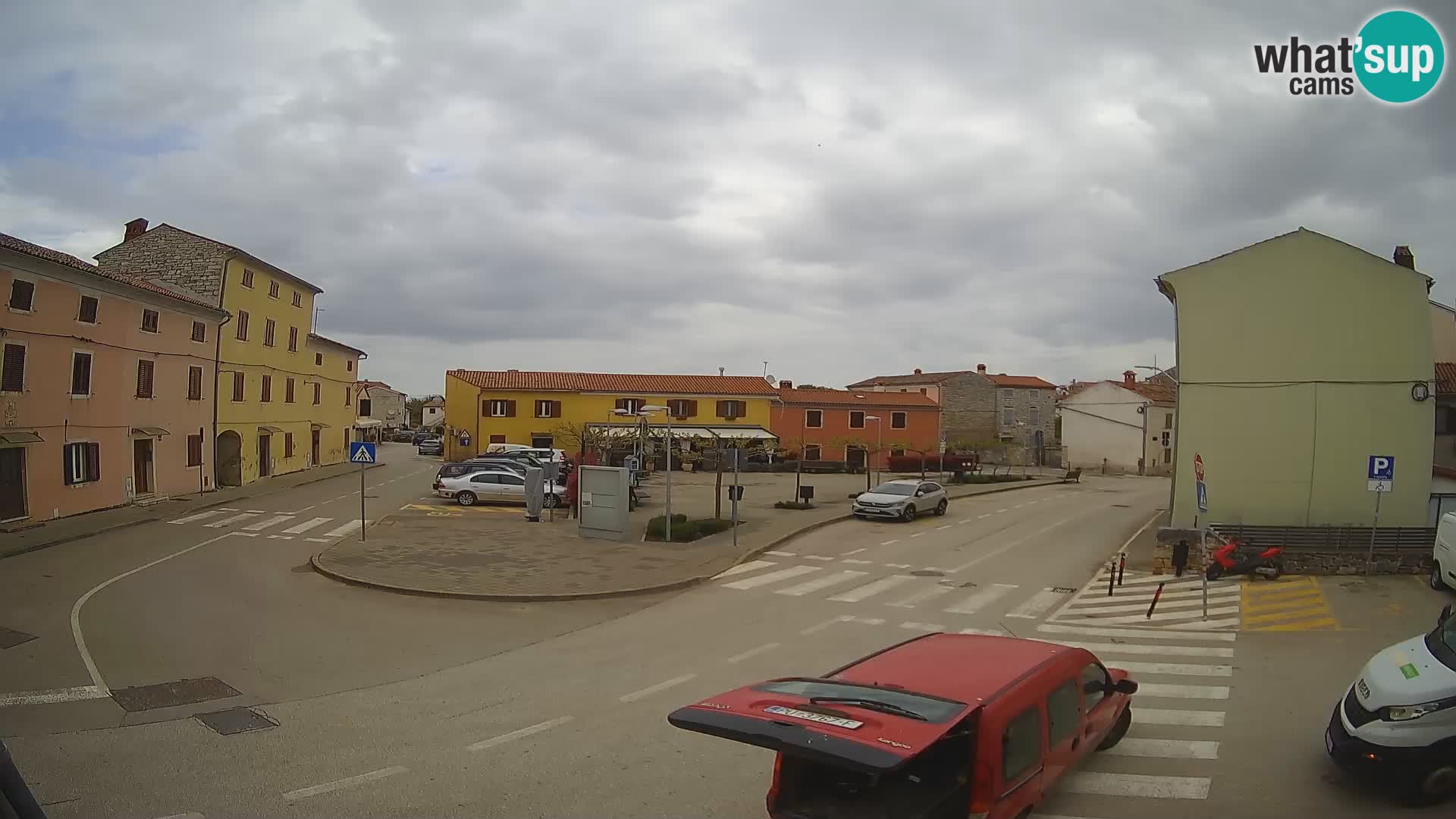 Bale, webcam de la place La Musa – Istrie – Croatie