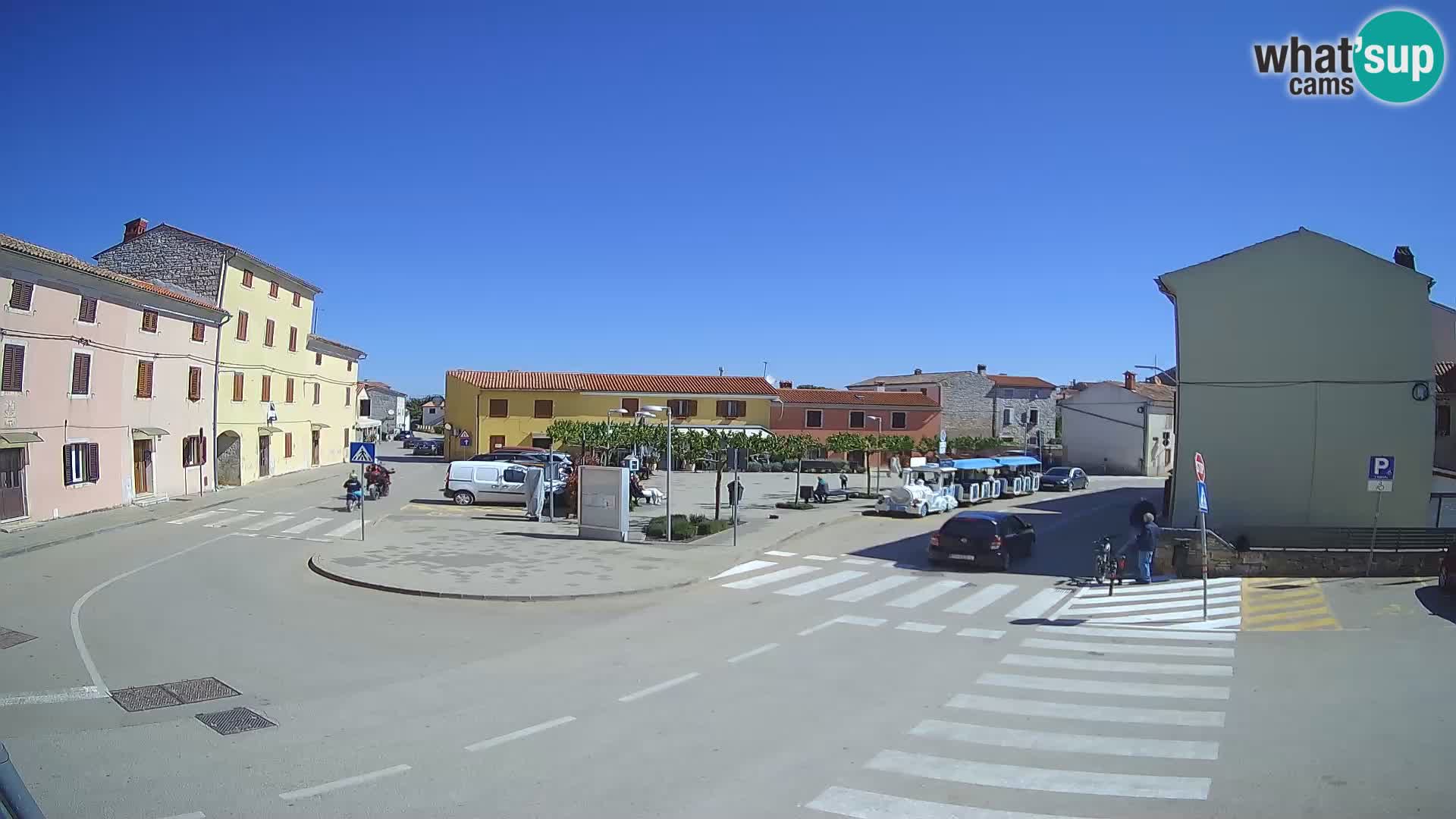 Bale, webcam de la place La Musa – Istrie – Croatie