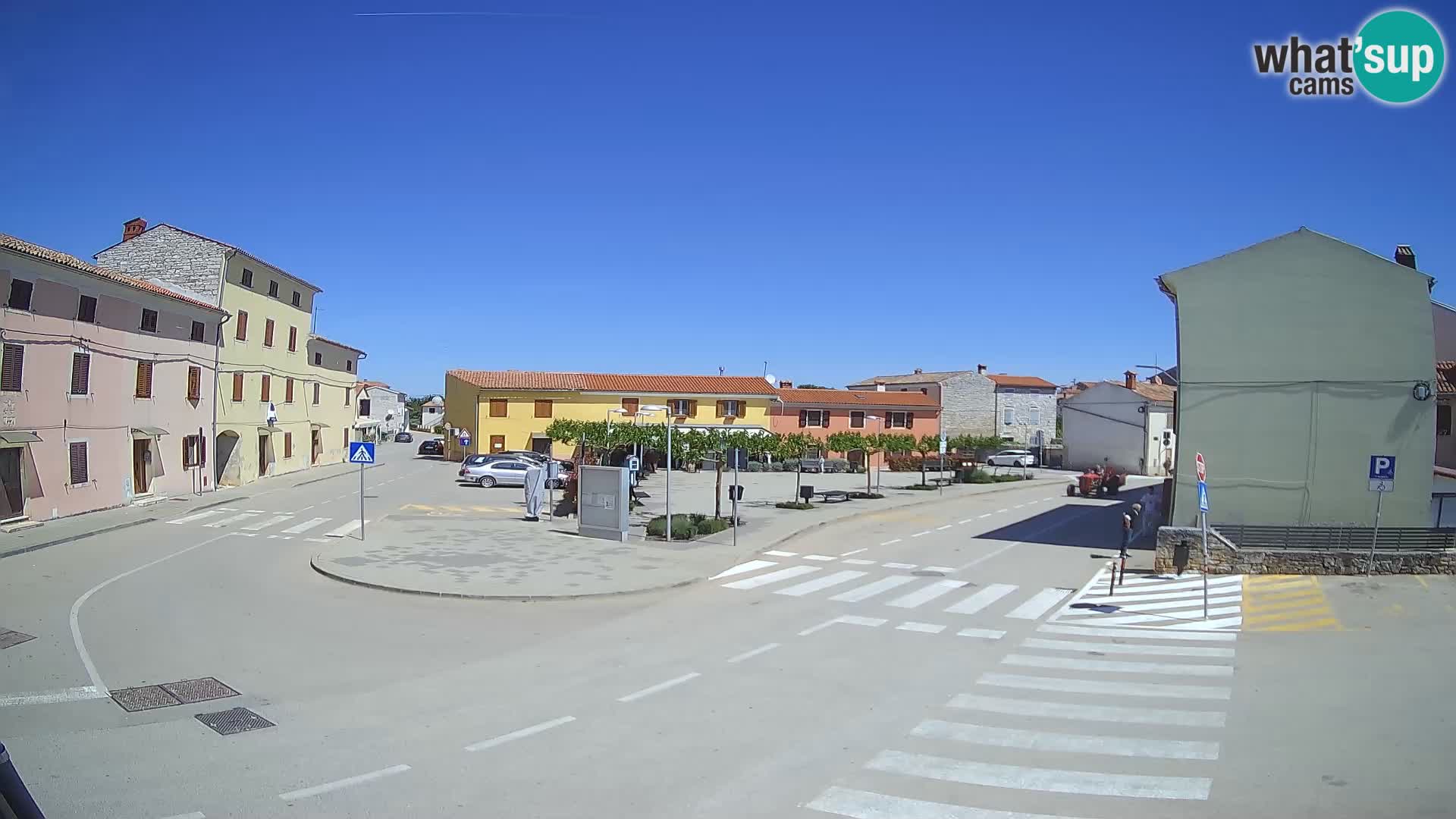 Bale Trg La Musa webcam – Istria – Croatia