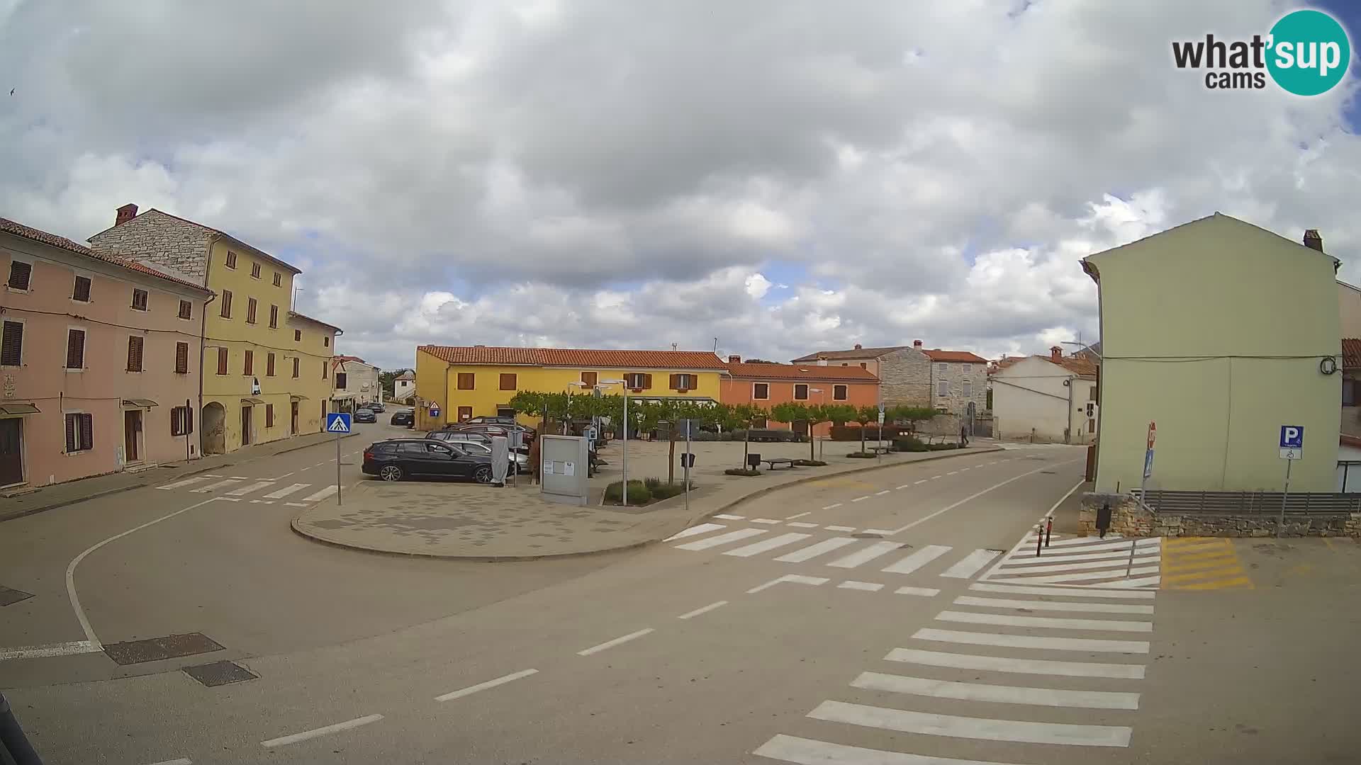 Bale, webcam de la place La Musa – Istrie – Croatie