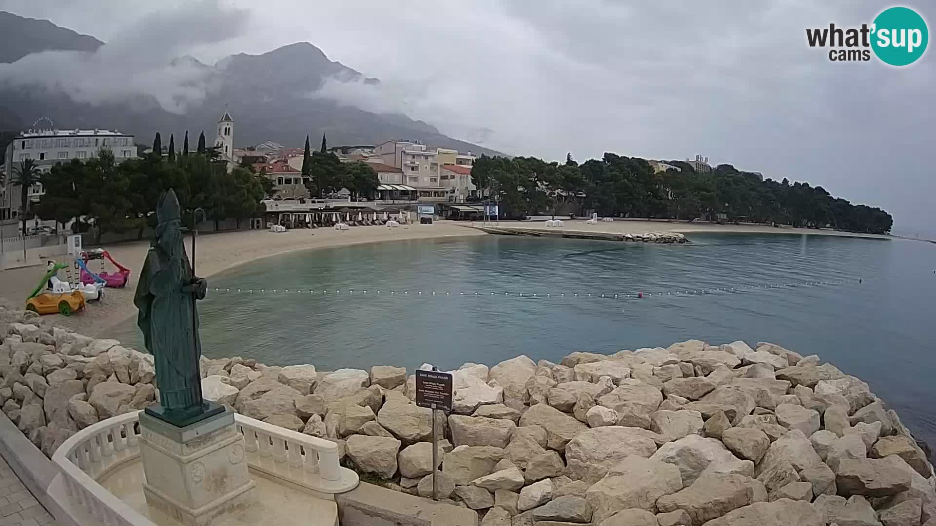 Webcam Baška Voda – Saint Nikola and beach