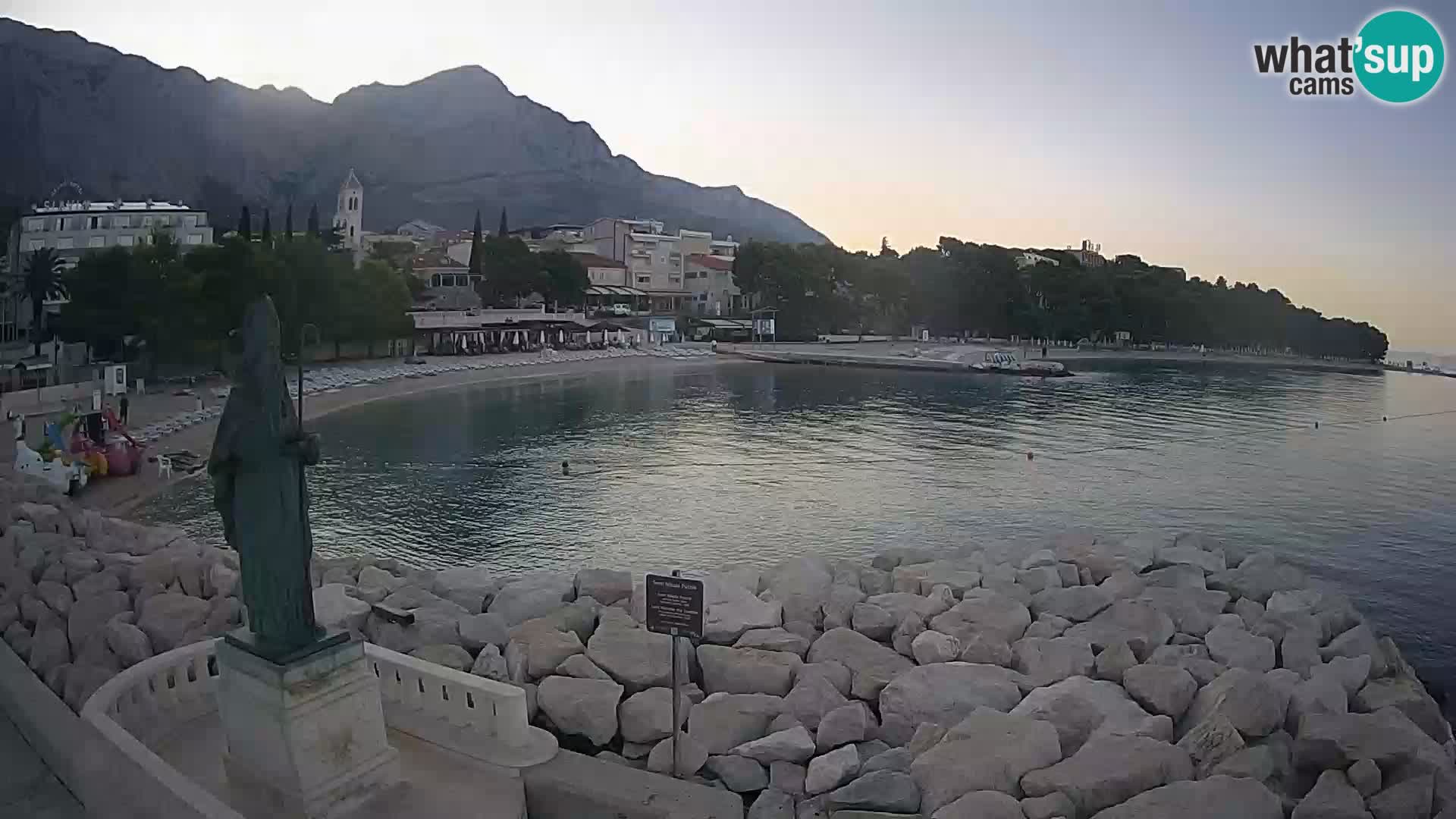 Spletna kamera Baška Voda – Sv. Nikola in plaža