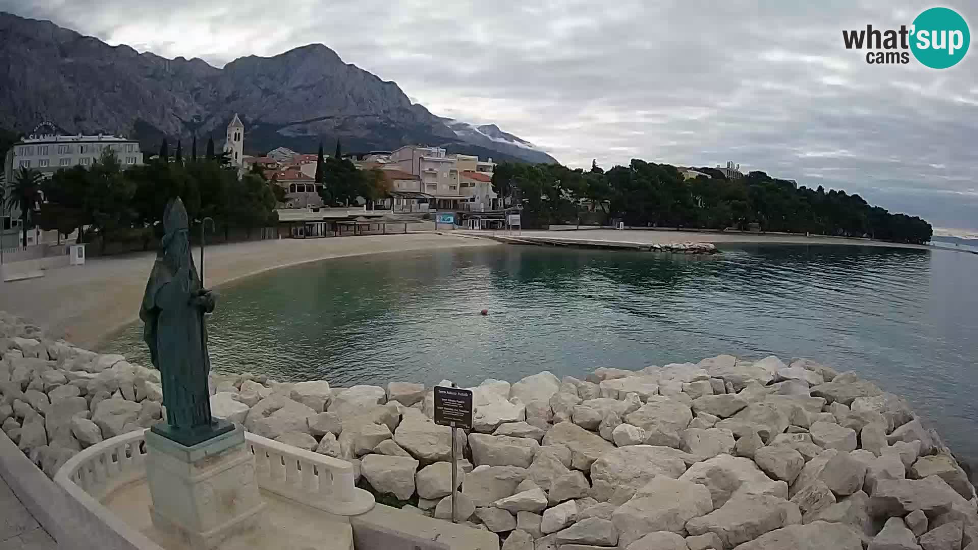 Spletna kamera Baška Voda – Sv. Nikola in plaža