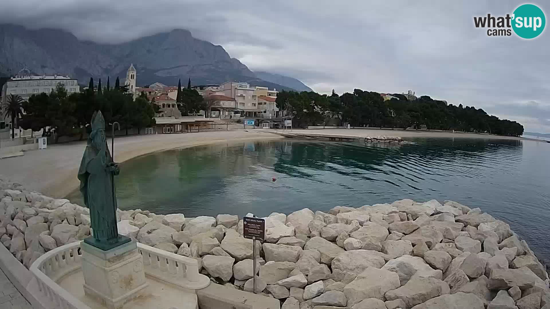 Spletna kamera Baška Voda – Sv. Nikola in plaža