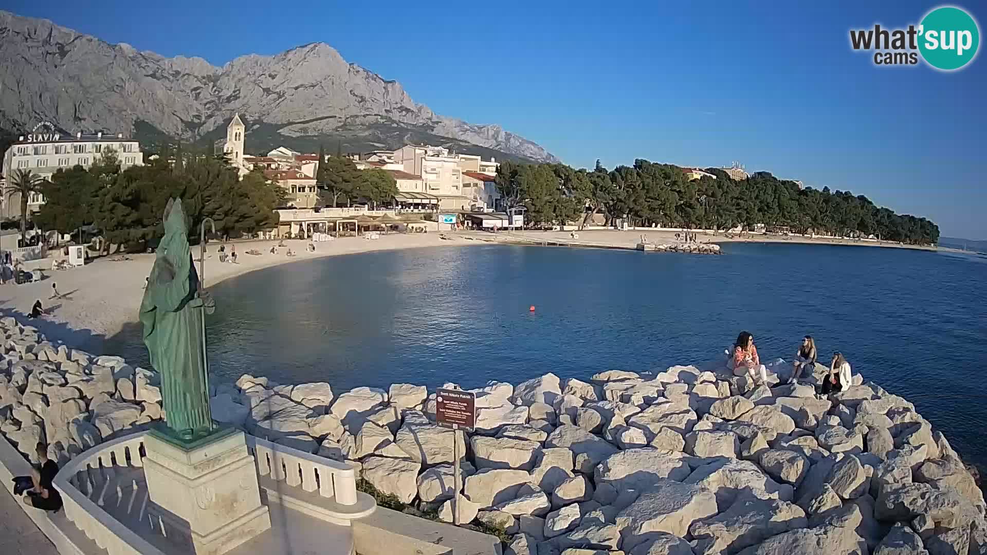Spletna kamera Baška Voda – Sv. Nikola in plaža