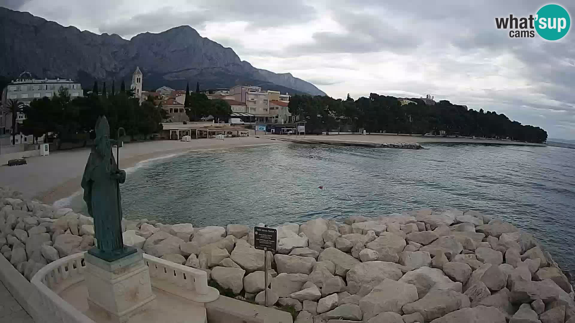Spletna kamera Baška Voda – Sv. Nikola in plaža