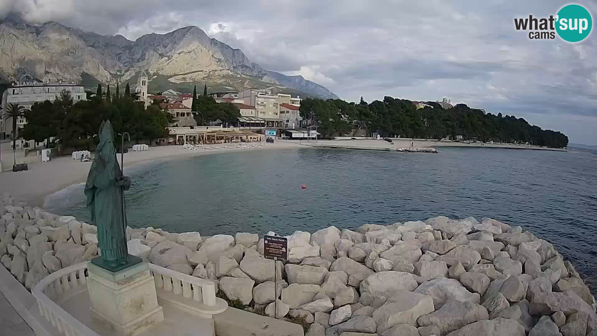 Webcam Baška Voda – Saint Nikola and beach