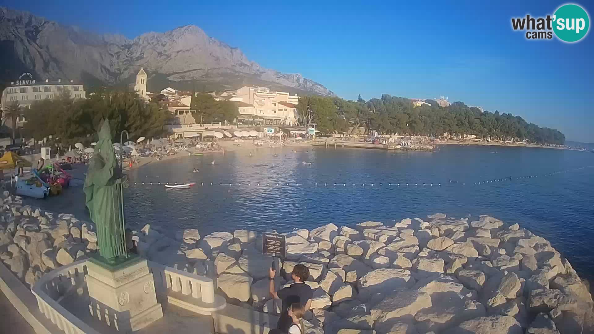 Spletna kamera Baška Voda – Sv. Nikola in plaža