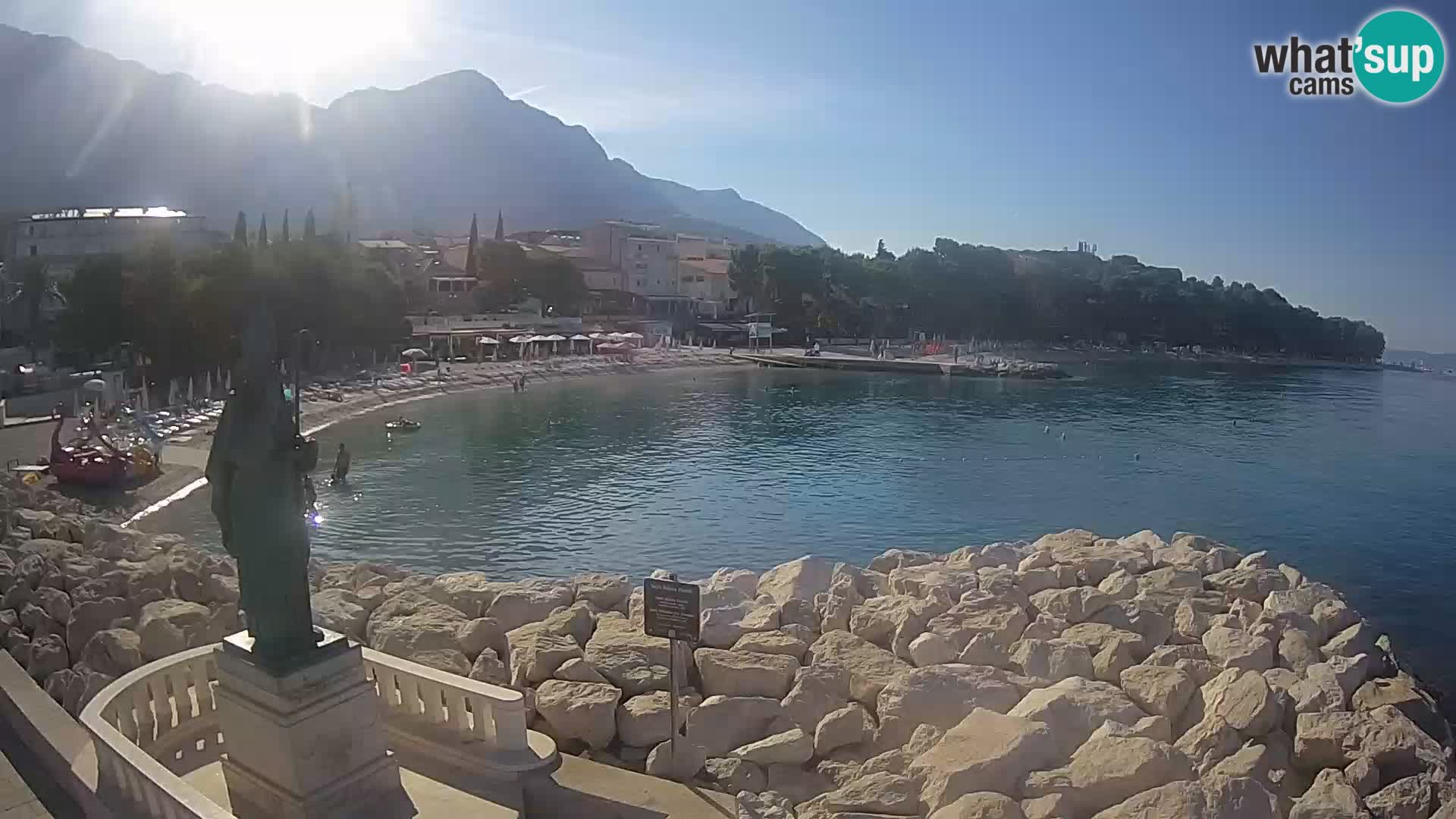 Spletna kamera Baška Voda – Sv. Nikola in plaža