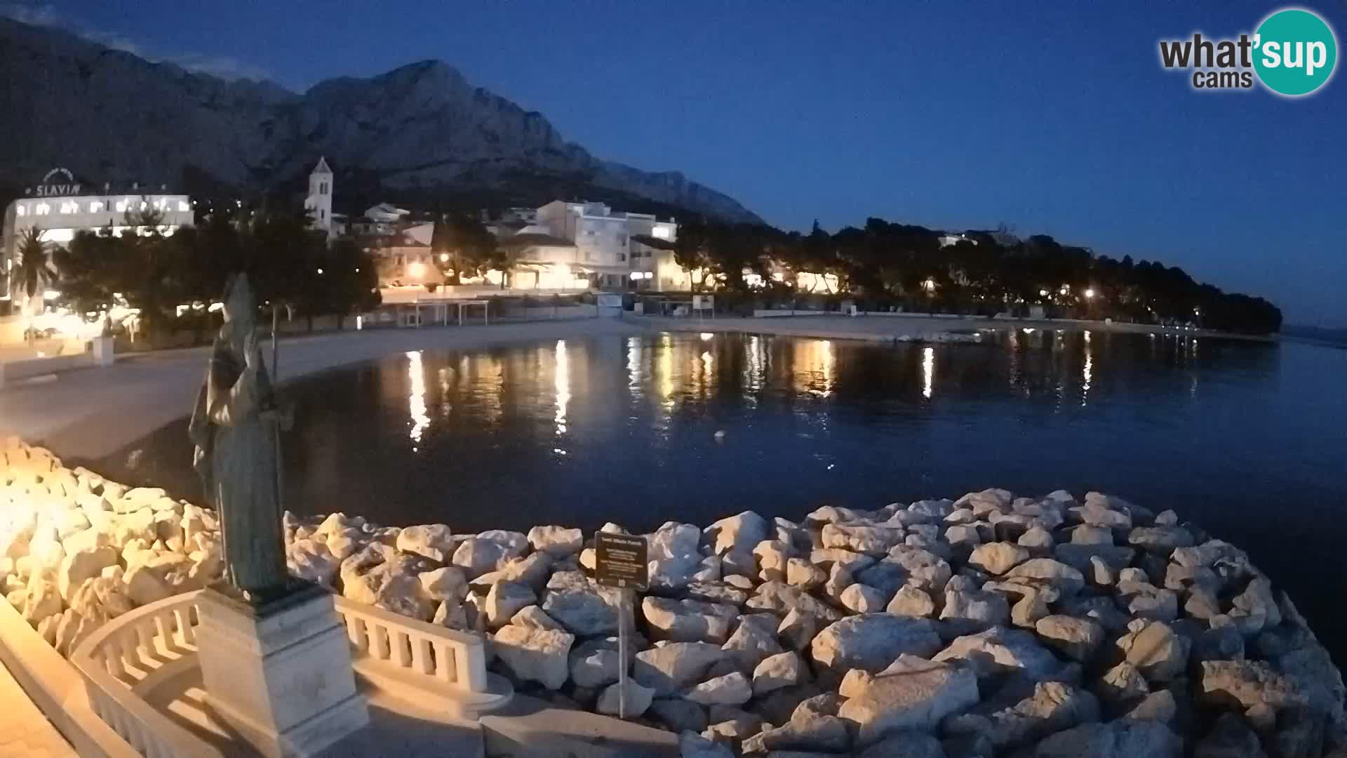 Spletna kamera Baška Voda – Sv. Nikola in plaža