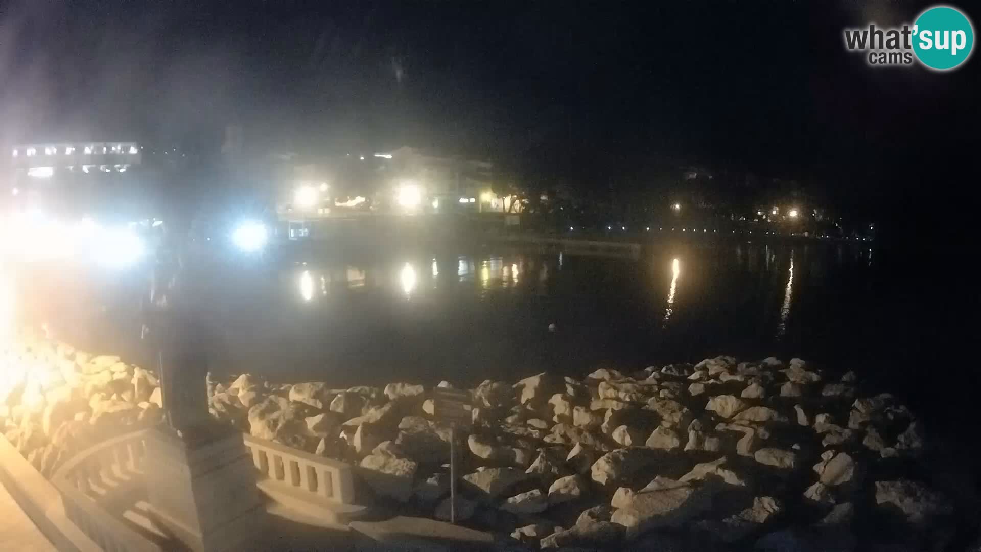 Spletna kamera Baška Voda – Sv. Nikola in plaža