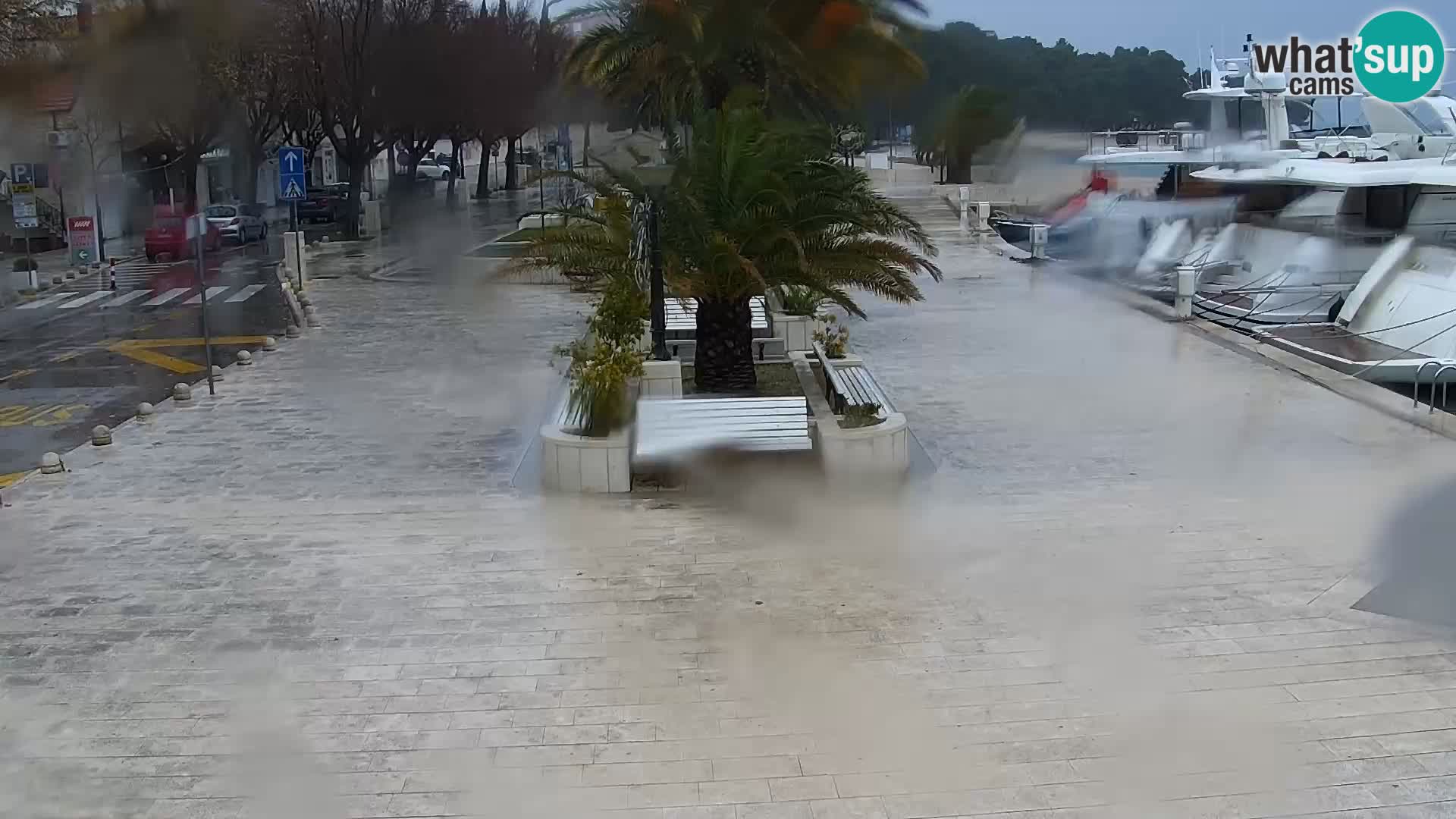 Baška Voda promenade webcam