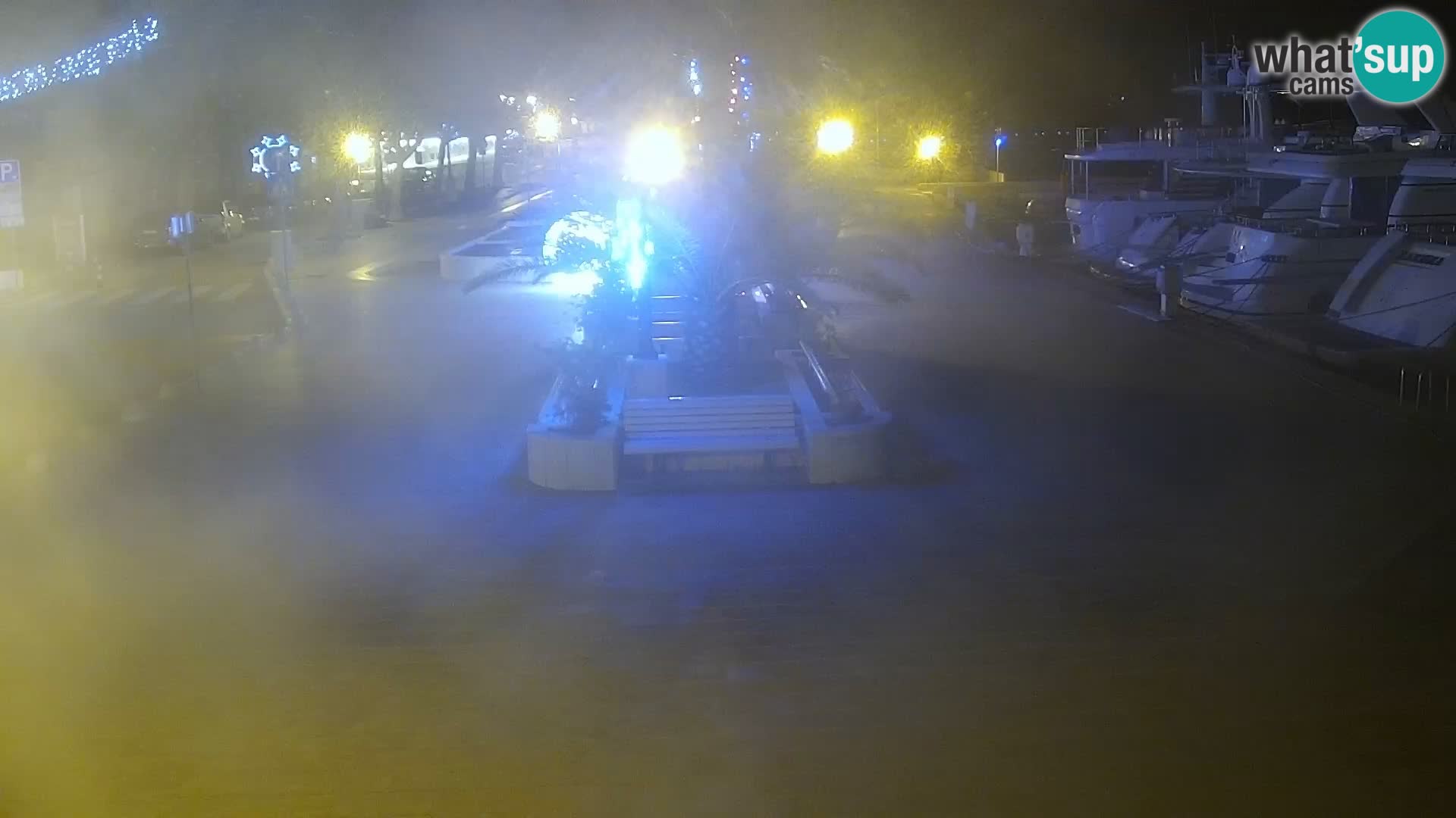 Baška Voda promenade webcam