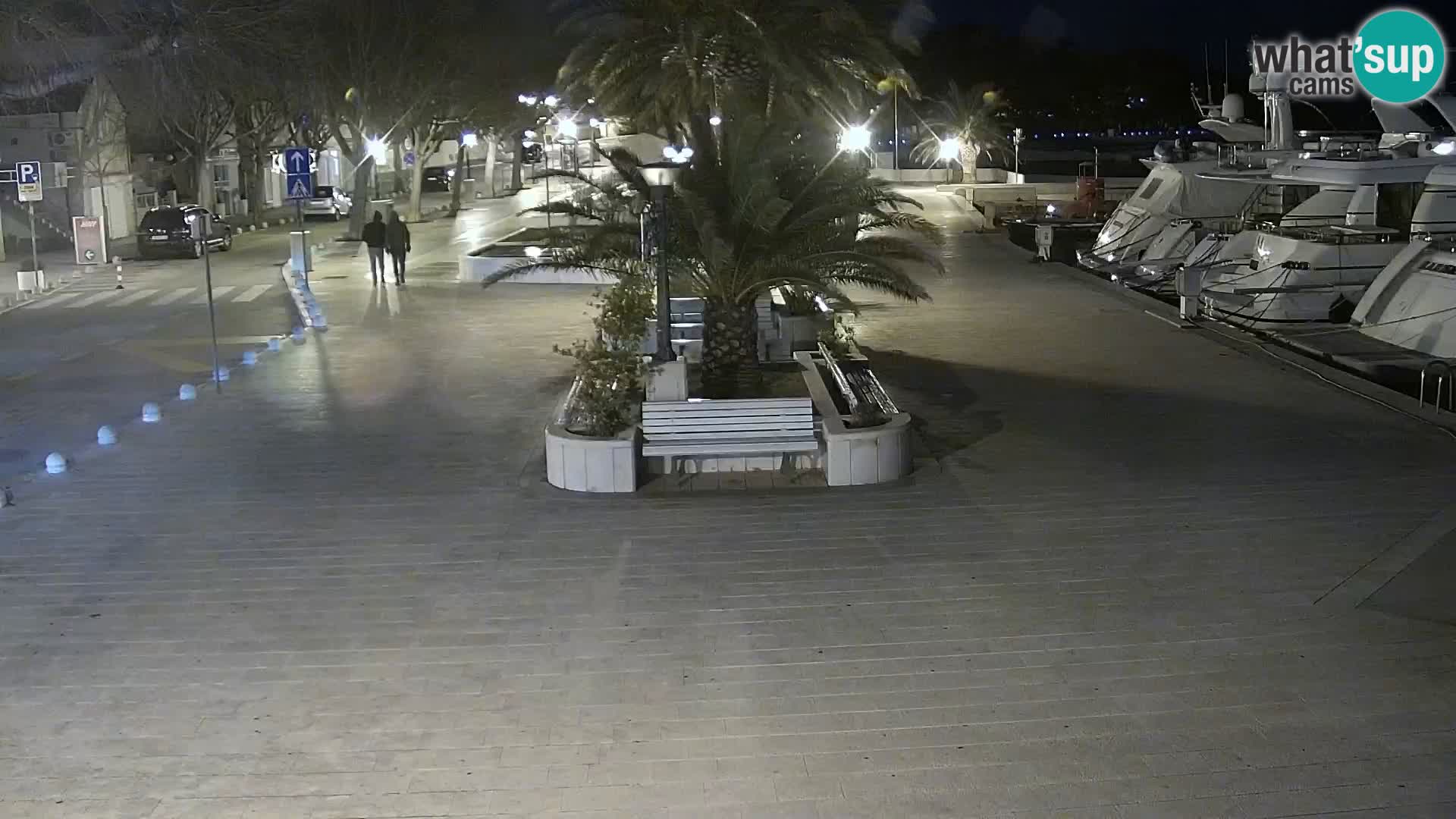 Baška Voda promenade webcam