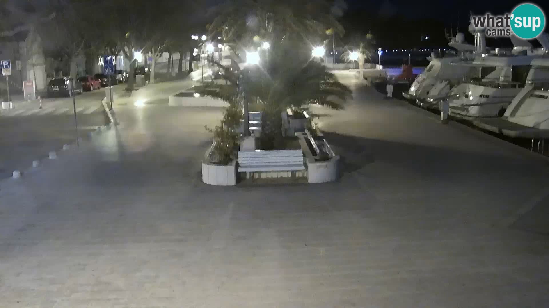 Baška Voda promenade webcam