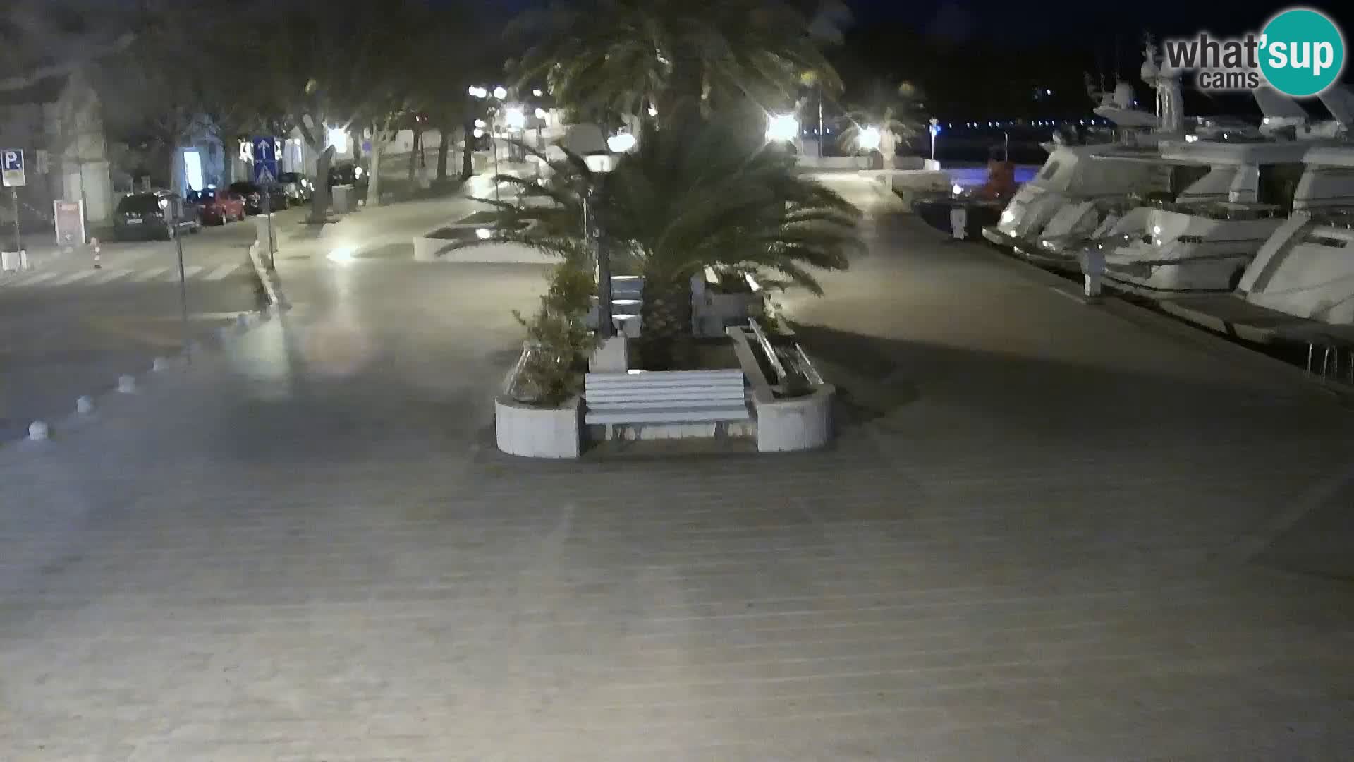 Baška Voda promenade webcam