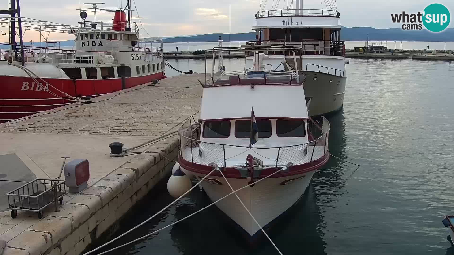 Baška Voda promenade webcam