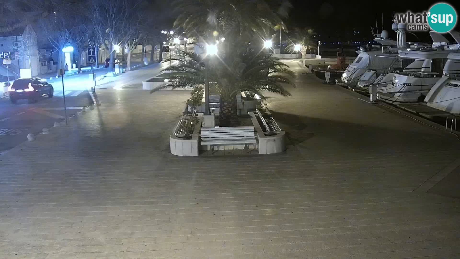 Baška Voda promenade webcam