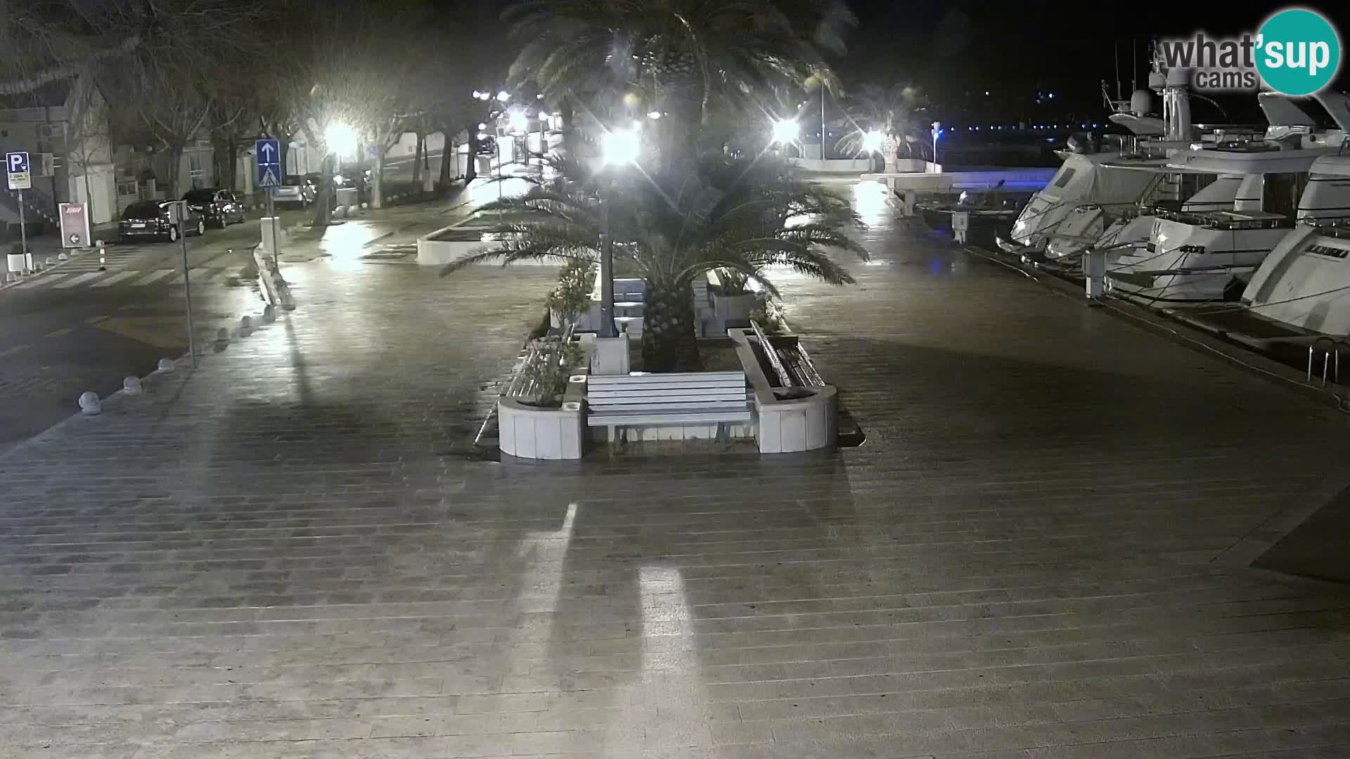 Baška Voda promenade webcam